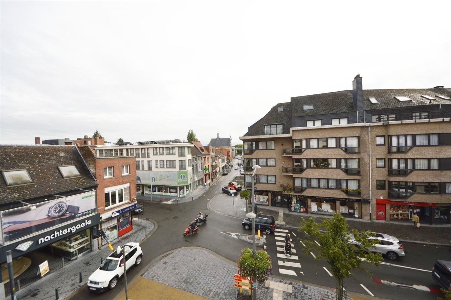 GERENOVEERD APP.CENTRUMLAAN NINOVE foto 27