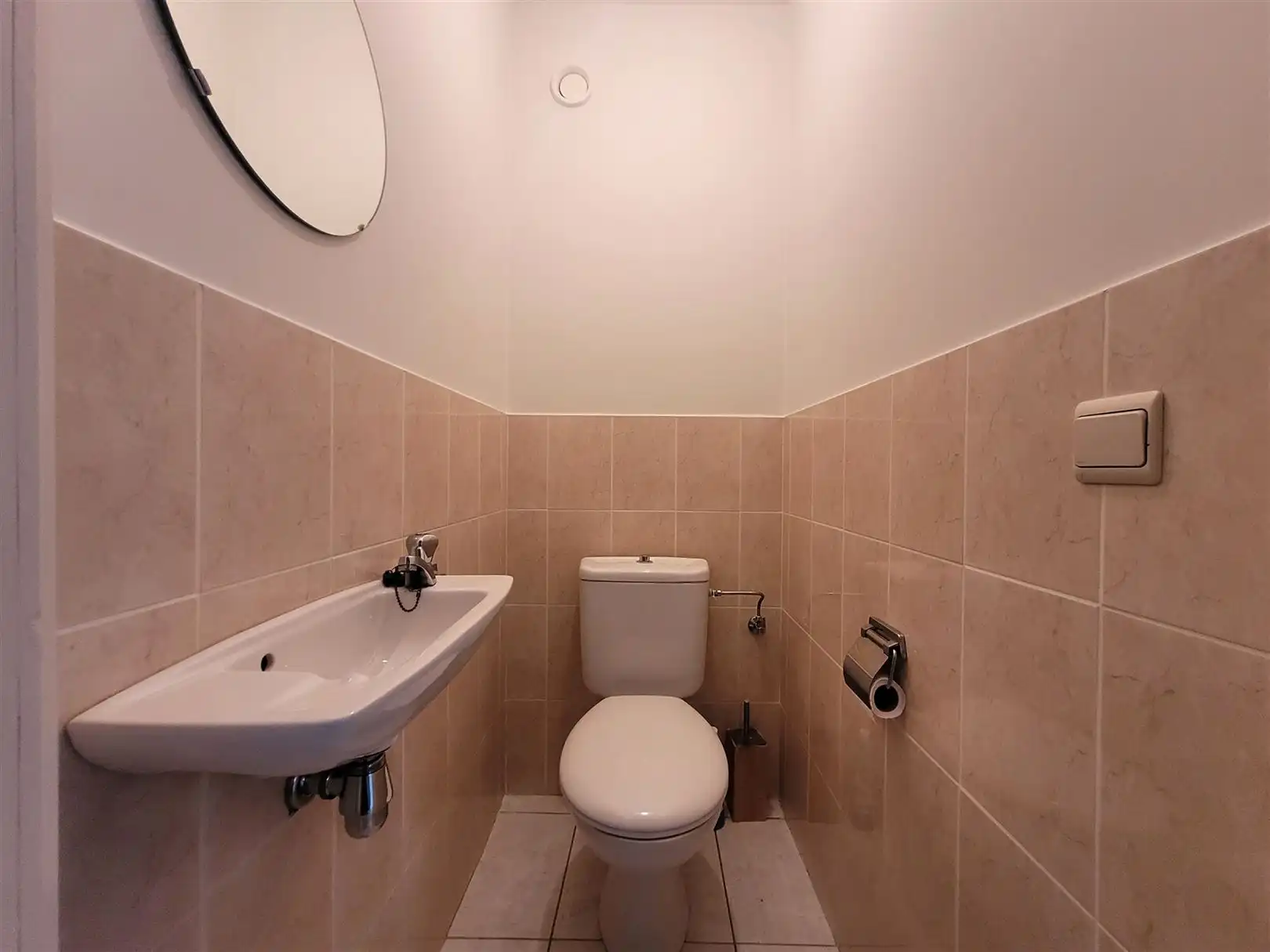 Ongemeubeld 2 slaapkamerappartement foto 13