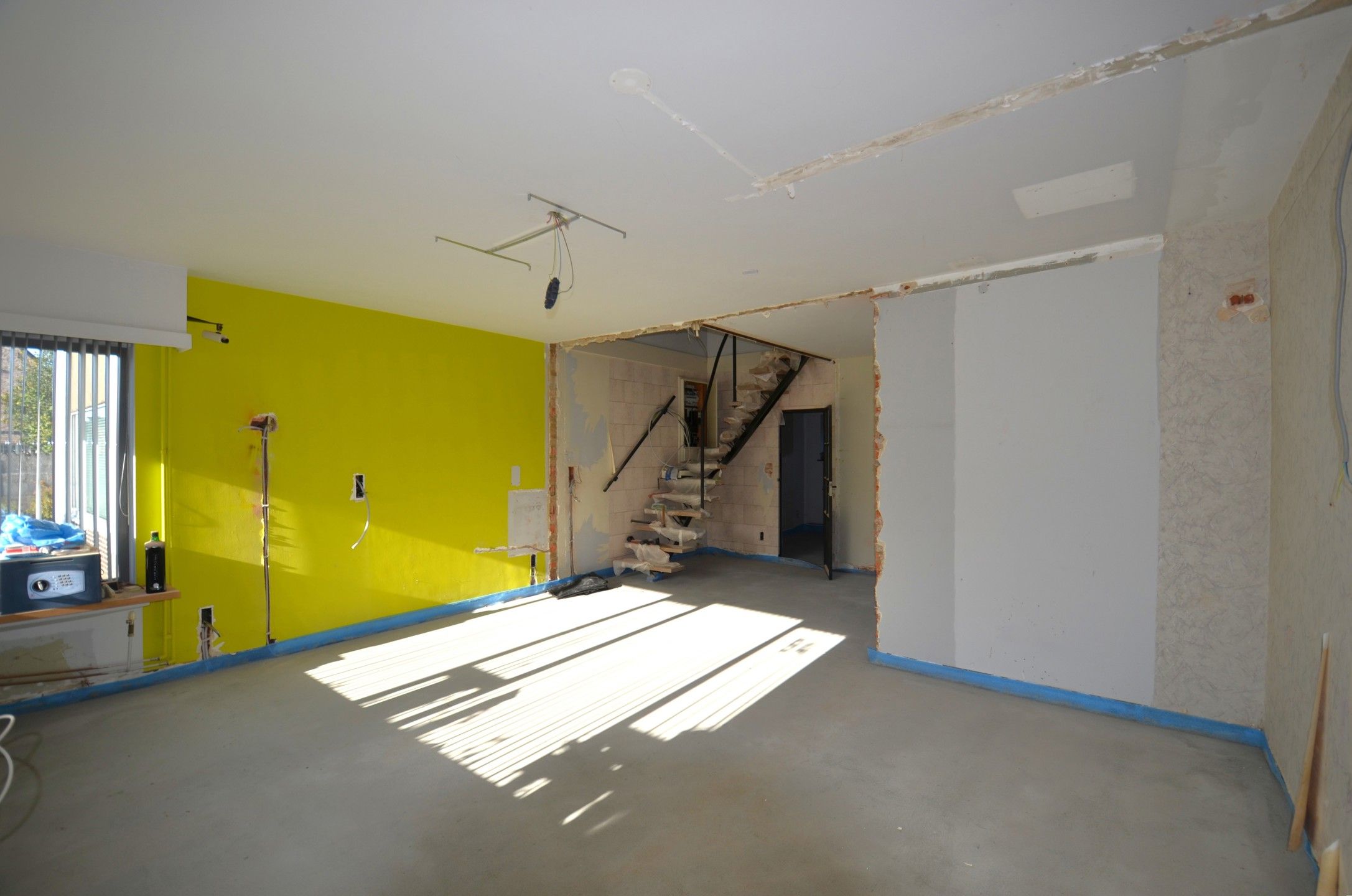 Af te werken woning met 2 slaapkamers foto 10