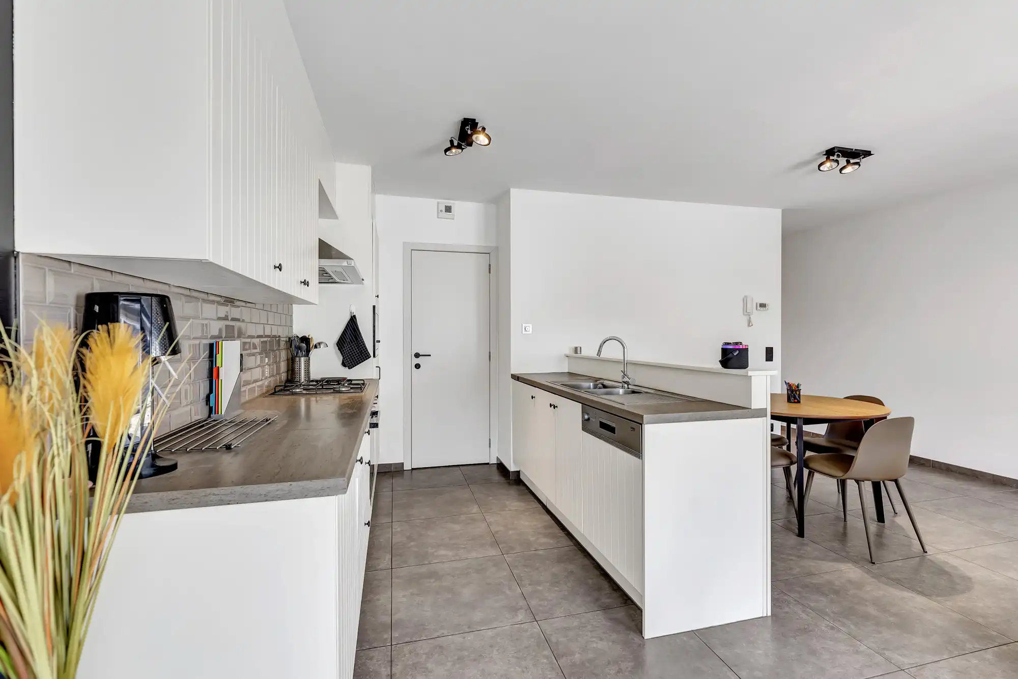 Energiezuinig appartement met groot terras foto 9