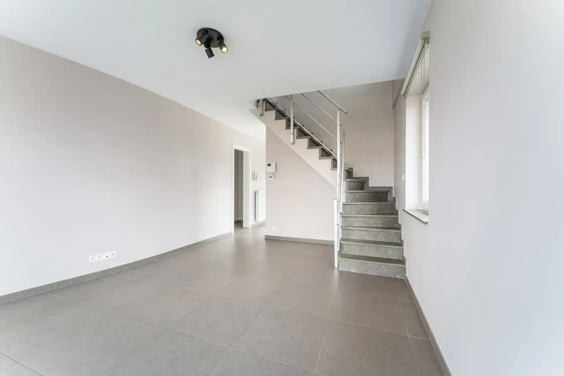 Uitstekend gelegen duplexappartement met zonneterras foto 9