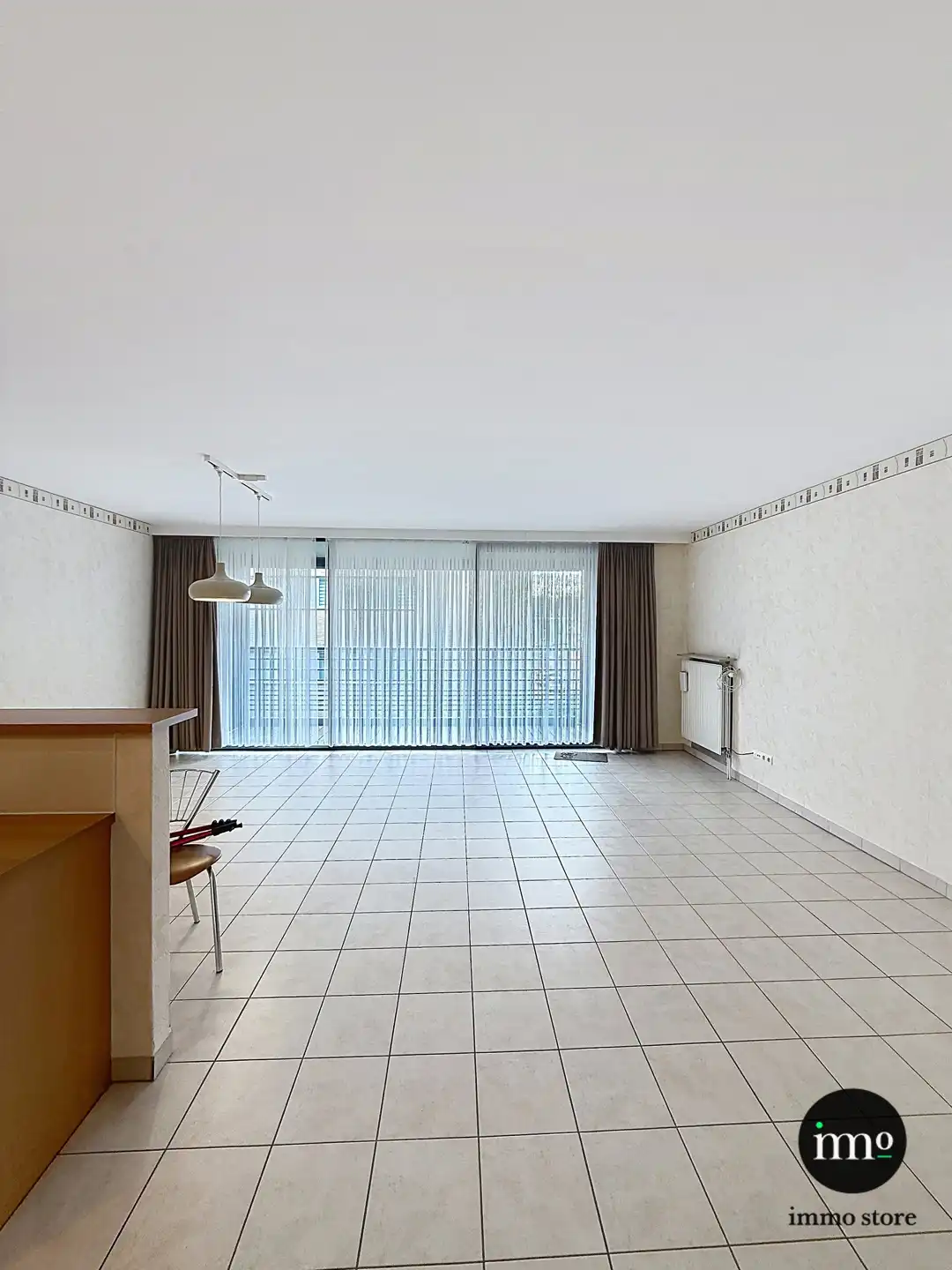 Appartement in Hartje Halle Met 2 slaapkamers en 2 terrassen! foto 6