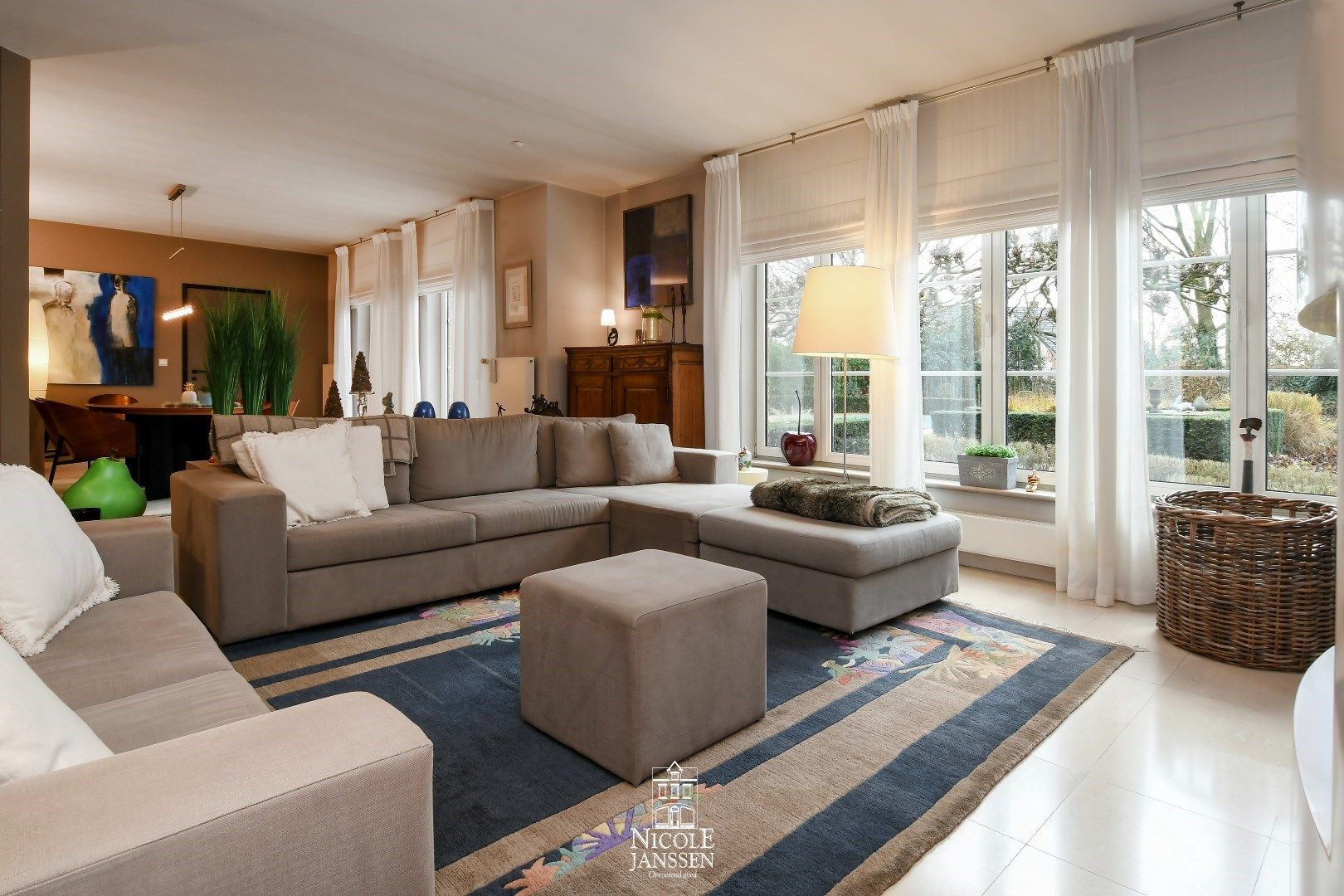 Ruime villa in landelijke stijl  foto 10