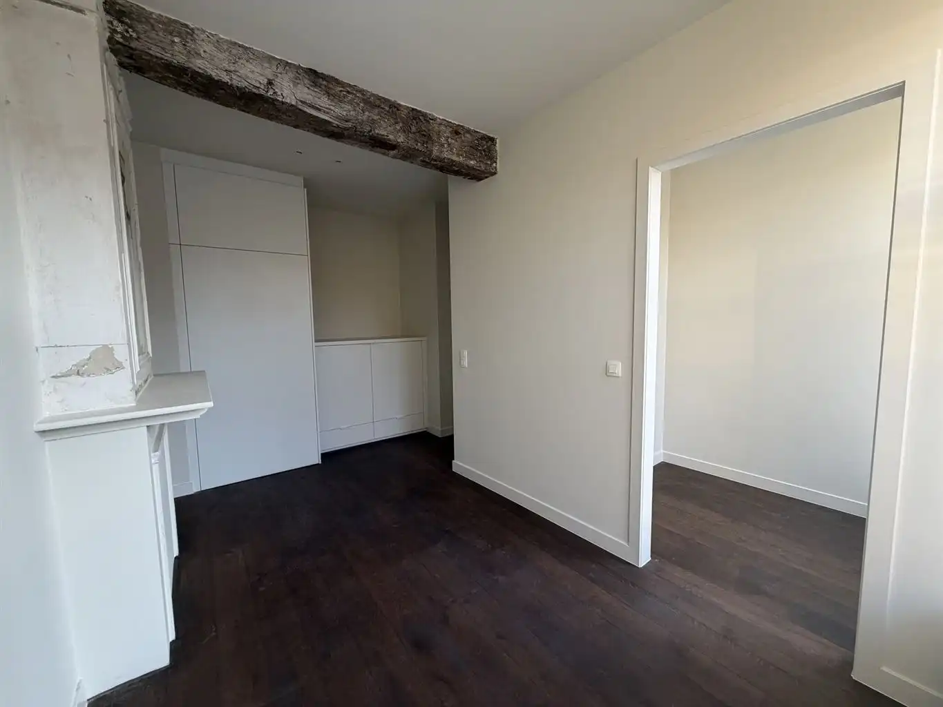 Gezellig, doch ruim appartement op de eerste verdieping met 2 slaapkamers, ruim terras en optioneel een staanplaats, gelegen in het centrum van Maaseik. foto 12