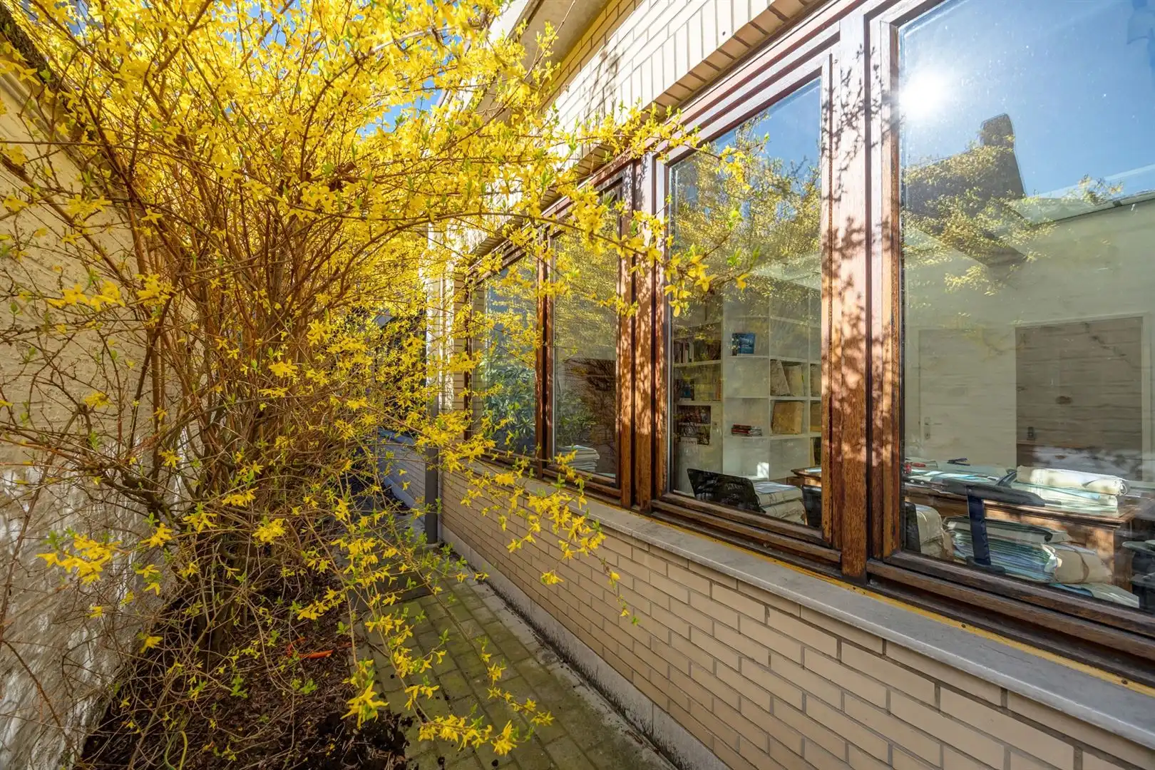 Kantoren (of woonloft) 410m² bij Marnixplaats foto 2