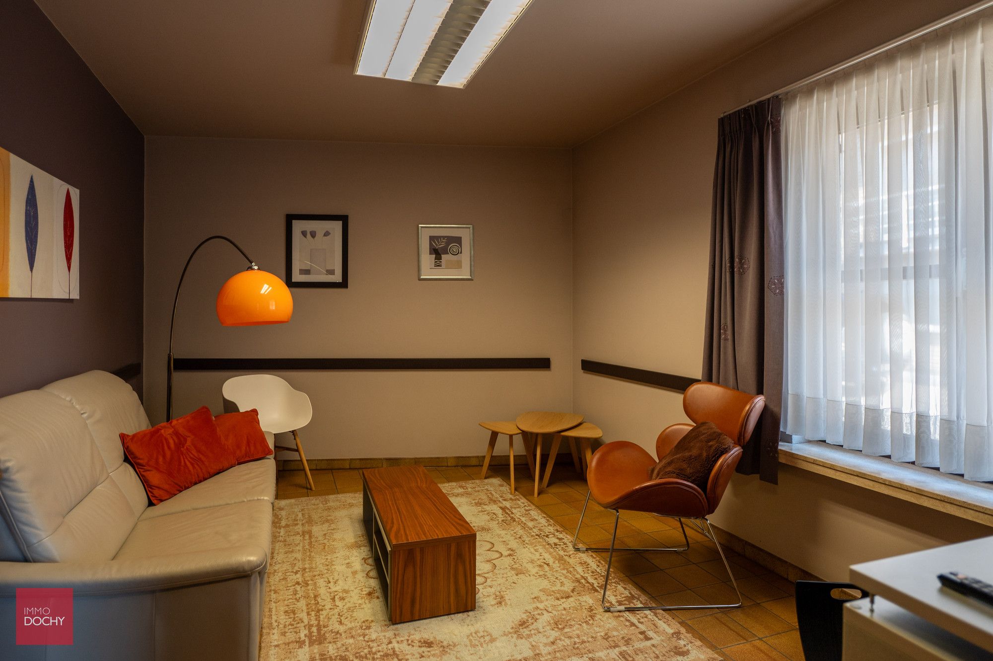 Zeer ruime en verzorgde praktijkwoning of cohousing foto 14