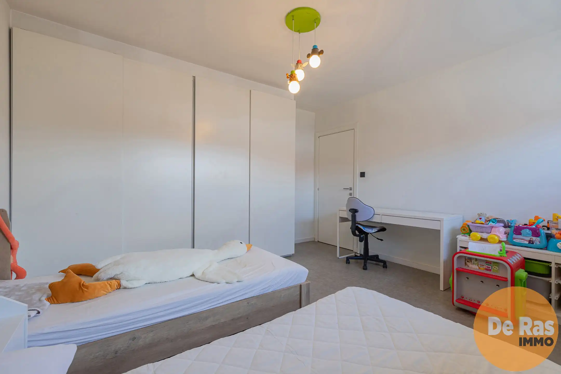 ERPE-MERE - Gerenoveerde halfopen woning met loods in Erpe foto 13