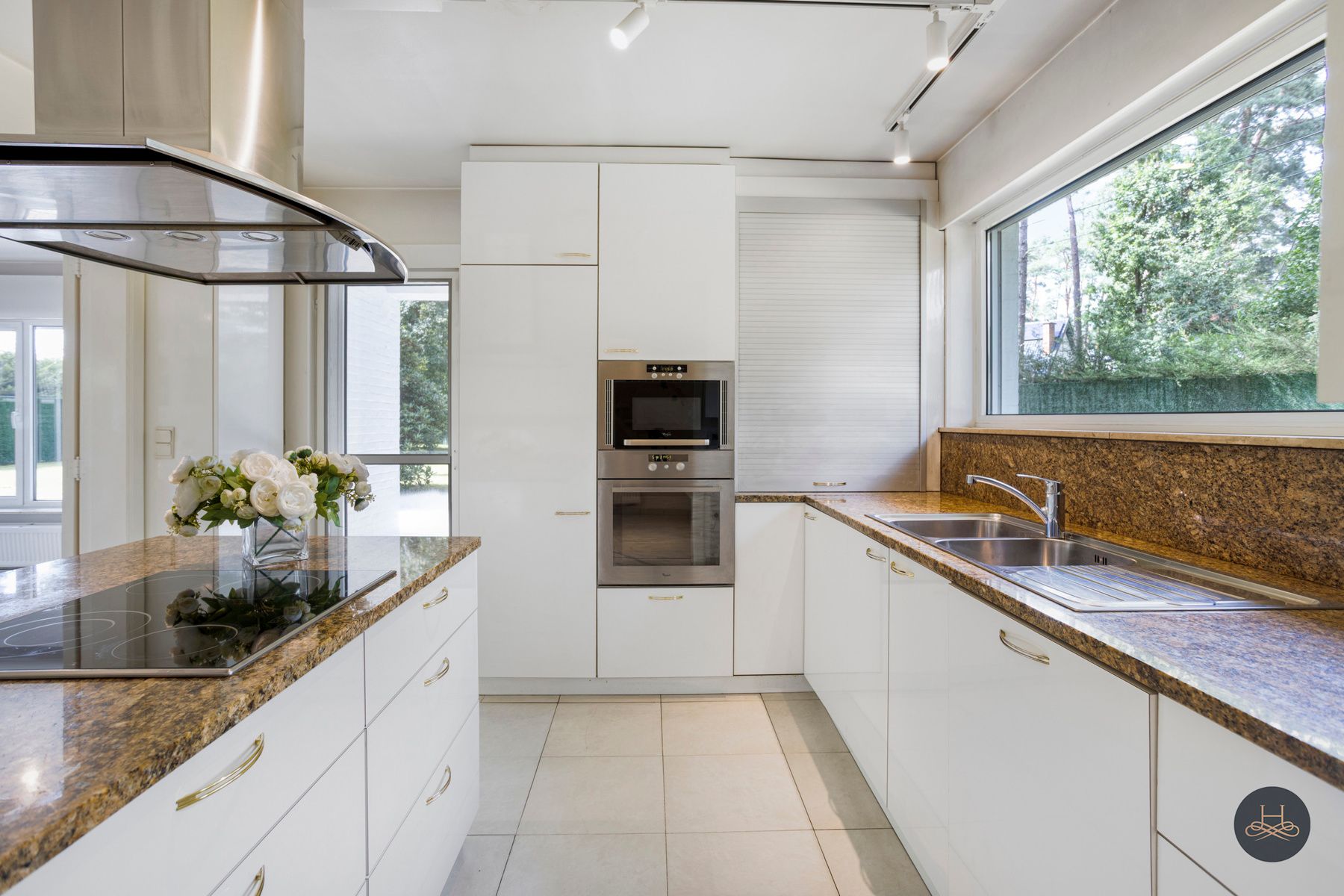 Elegante villa met karakter foto 11
