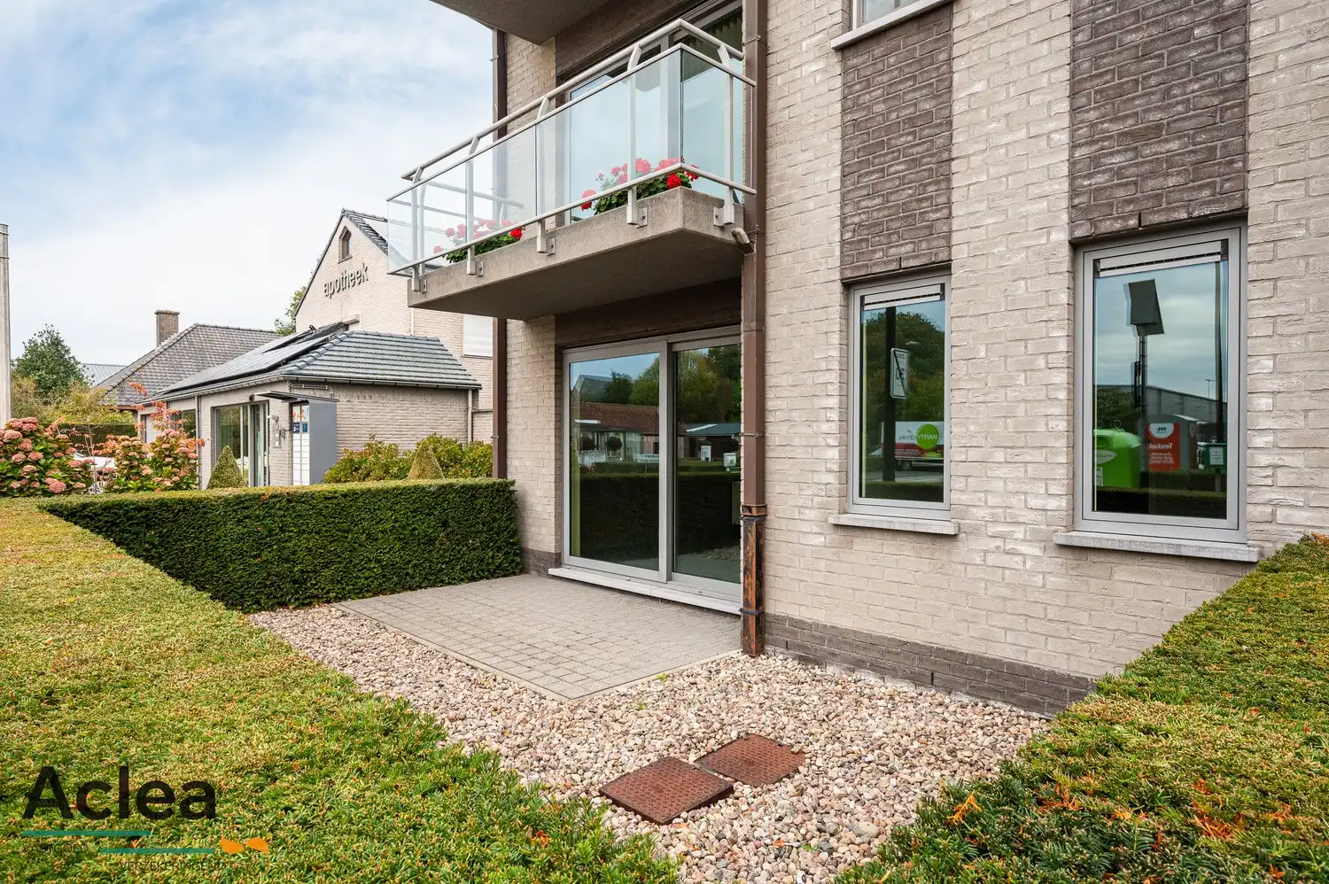 Ruim lichtrijk gelijkvloers appartement met 2 terrassen en garage foto 22