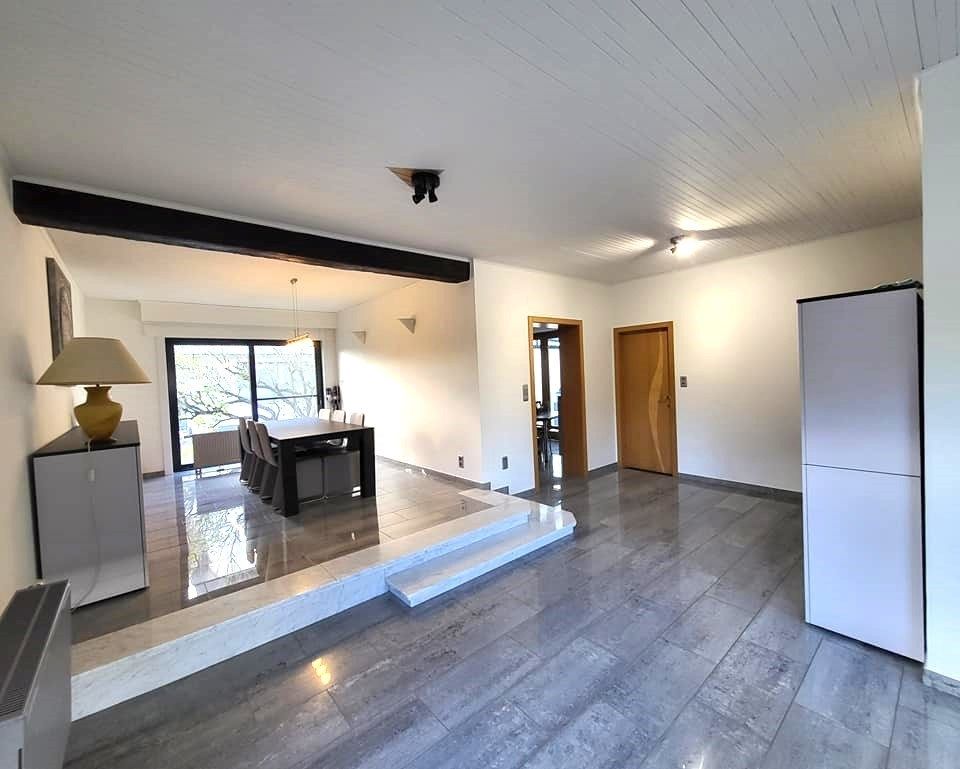 Gerenoveerde bungalow in Eppegem. foto 12