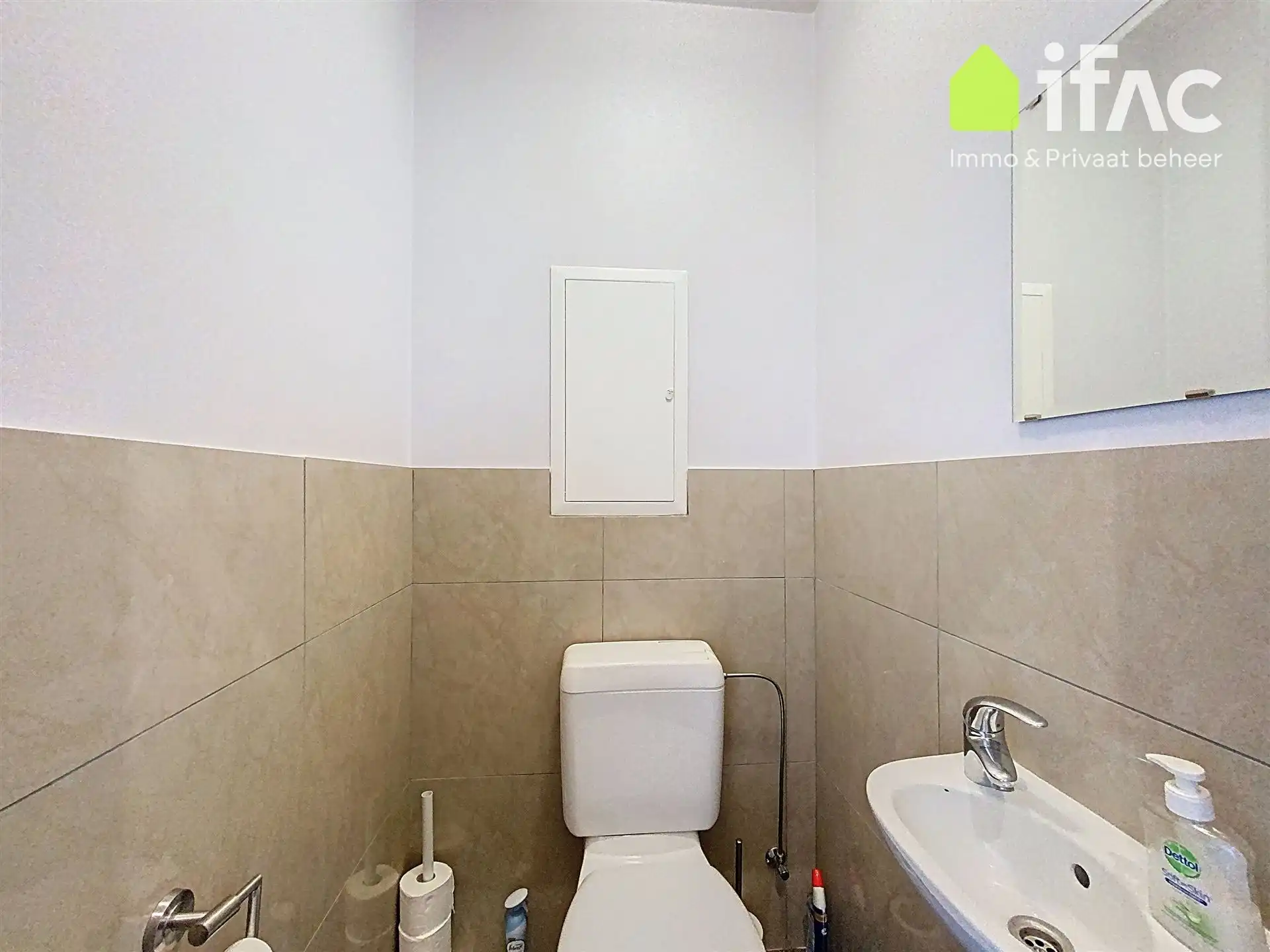 Gezellige rijwoning met 2 slaapkamers en terras foto 11