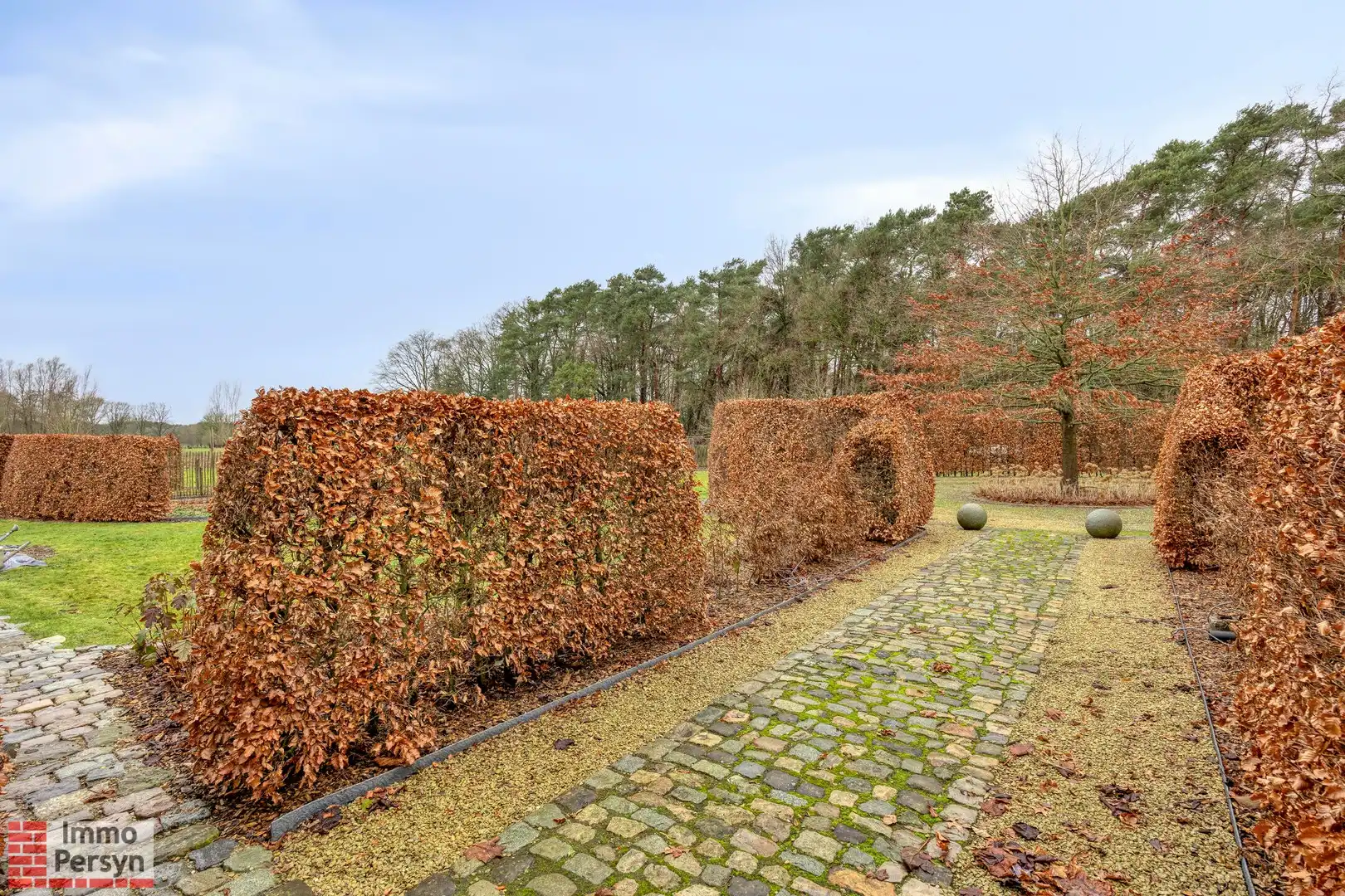 Exclusieve villa op 1,2ha in het groene Langdorp foto 4