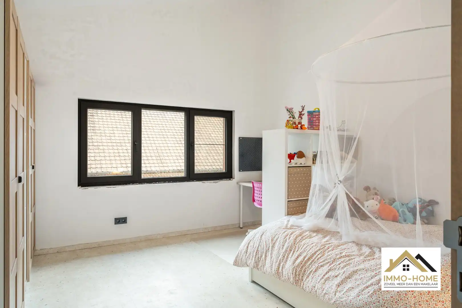 Volledig gerenoveerde woning met agrarisch uitzicht! foto 25