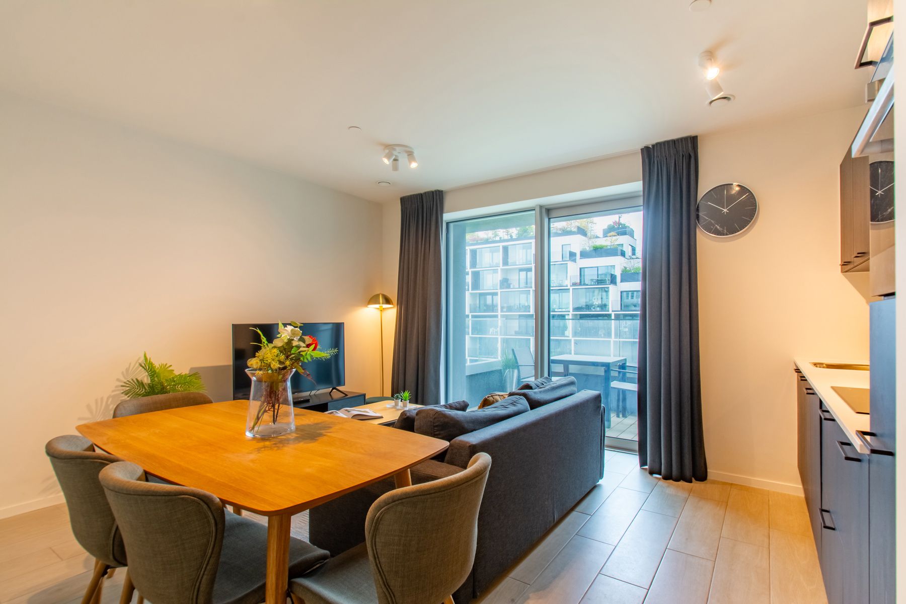 Gezellig 1-slaapkamer appartement met terras foto {{pictureIndex}}