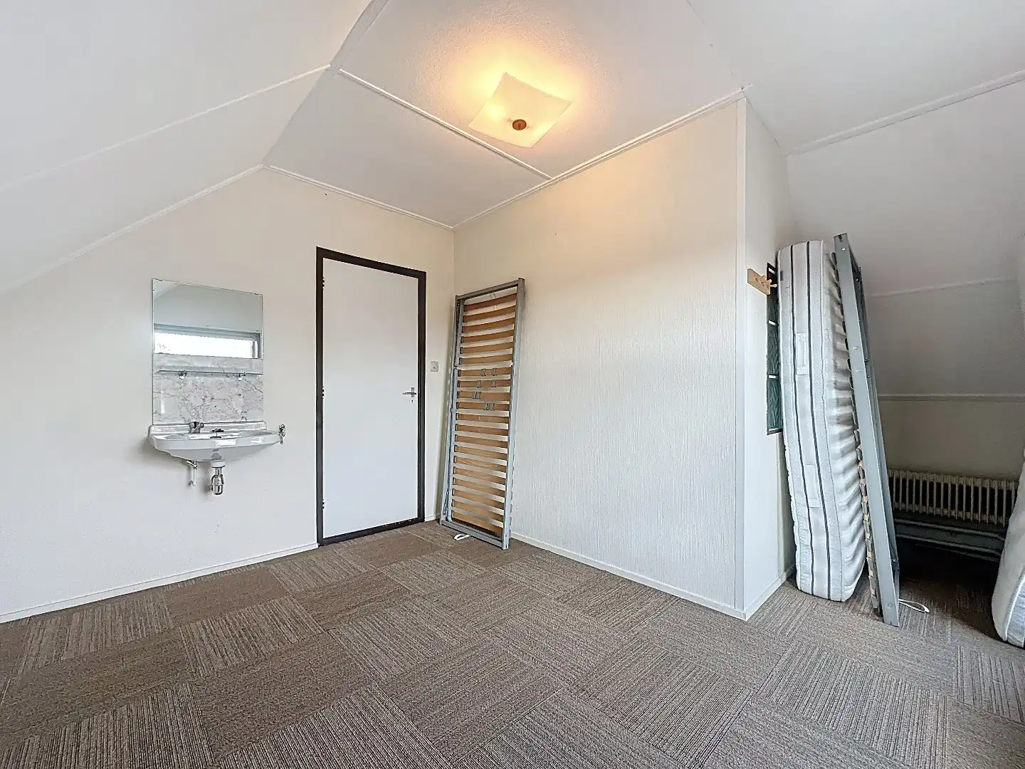 Recente mansarde met garage foto 23