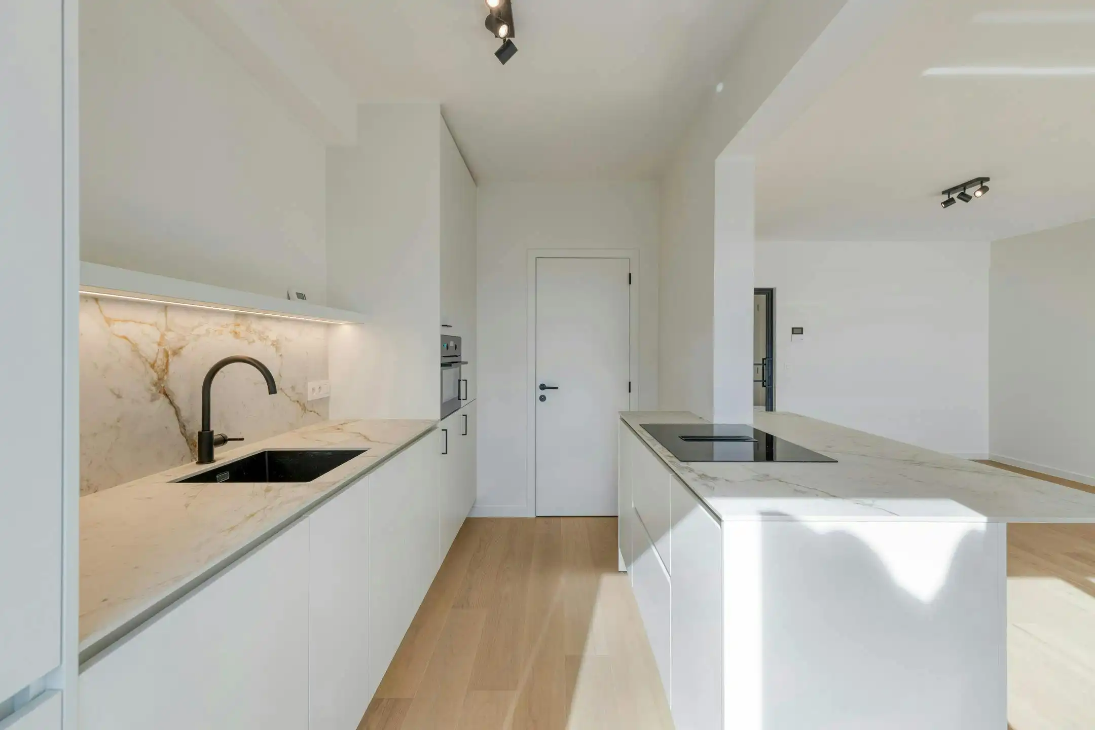 Appartement te koop (4de verdieping) te Blankenberge foto 5