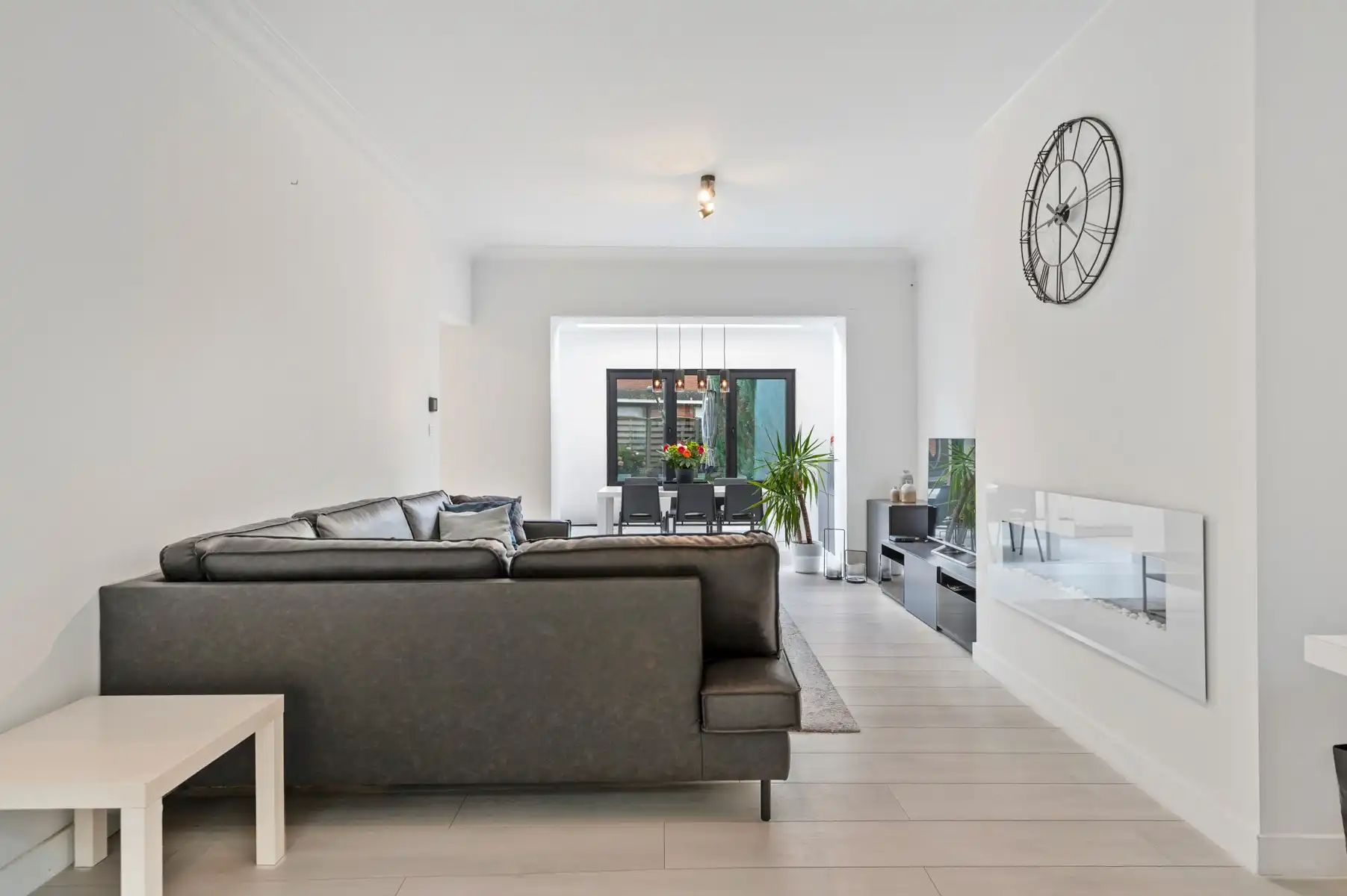 Uitstekend gelegen woning met zuidwesttuin foto 7