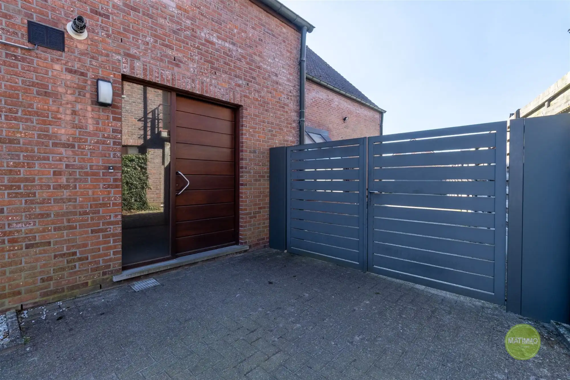 Uniek handelshuis met ruime woonst op toplocatie in Mol  foto 42