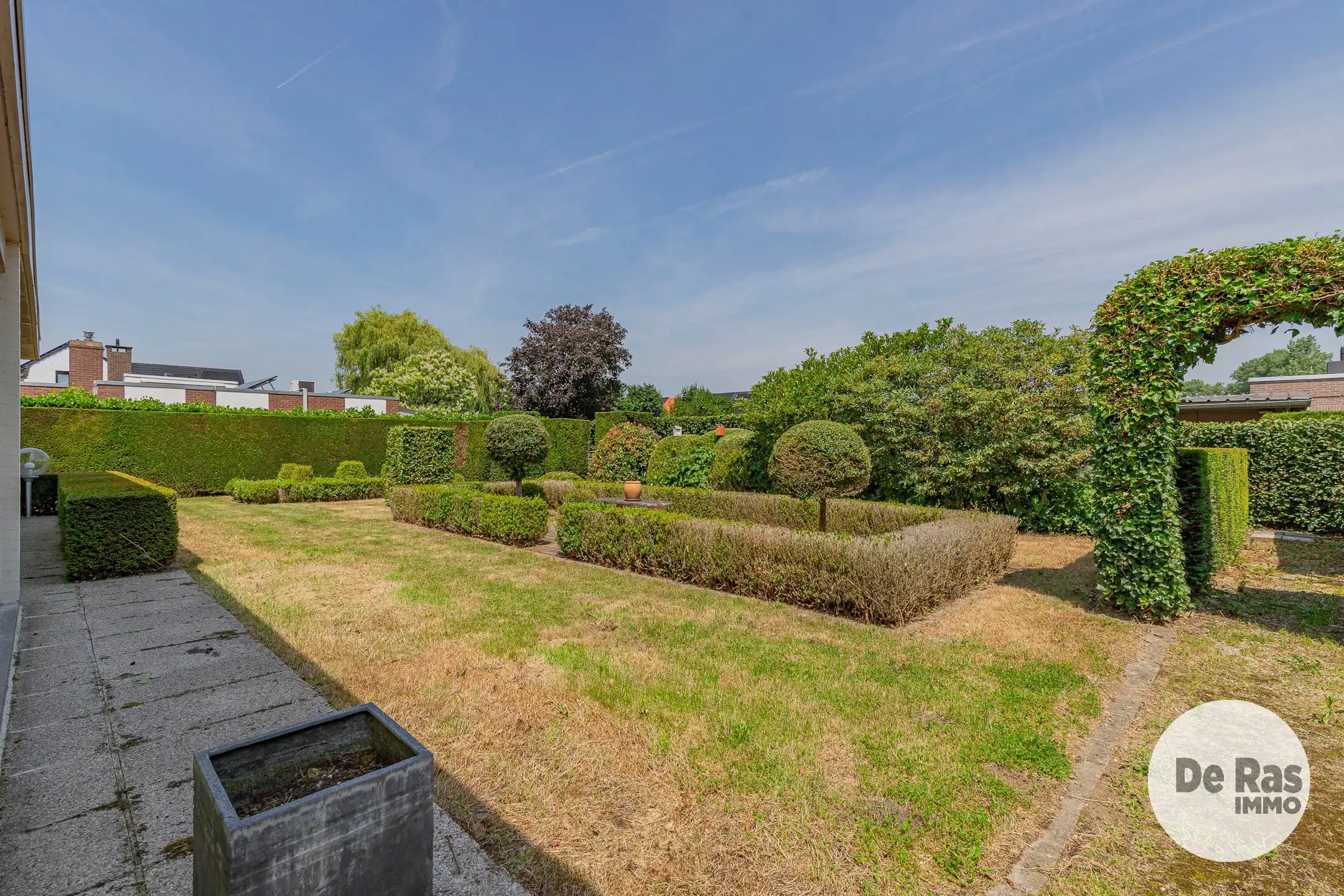 MASSEMEN -  Goed onderhouden bungalow op een rustige locatie foto 12