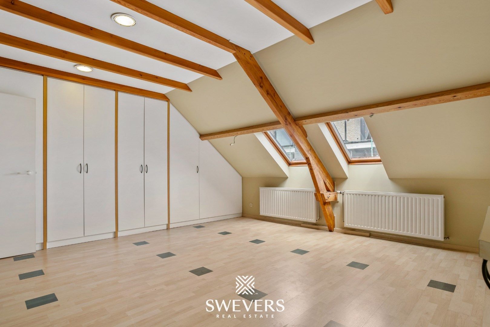 Ruime woning met tal van mogelijkheden in het hart van Tessenderlo-Ham foto 21