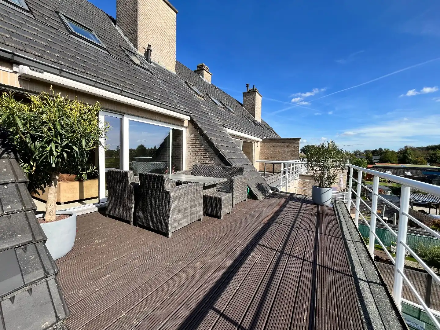 Hedendaags duplexappartement met riant terras foto 23