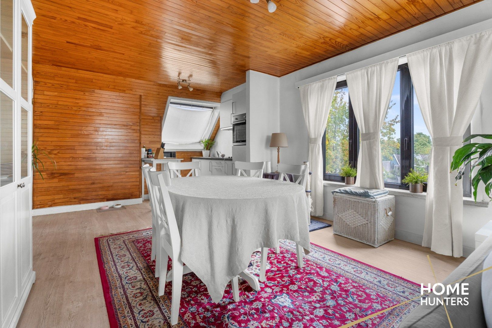 Instapklaar appartement met staanplaats in het hart van Zele! foto 8