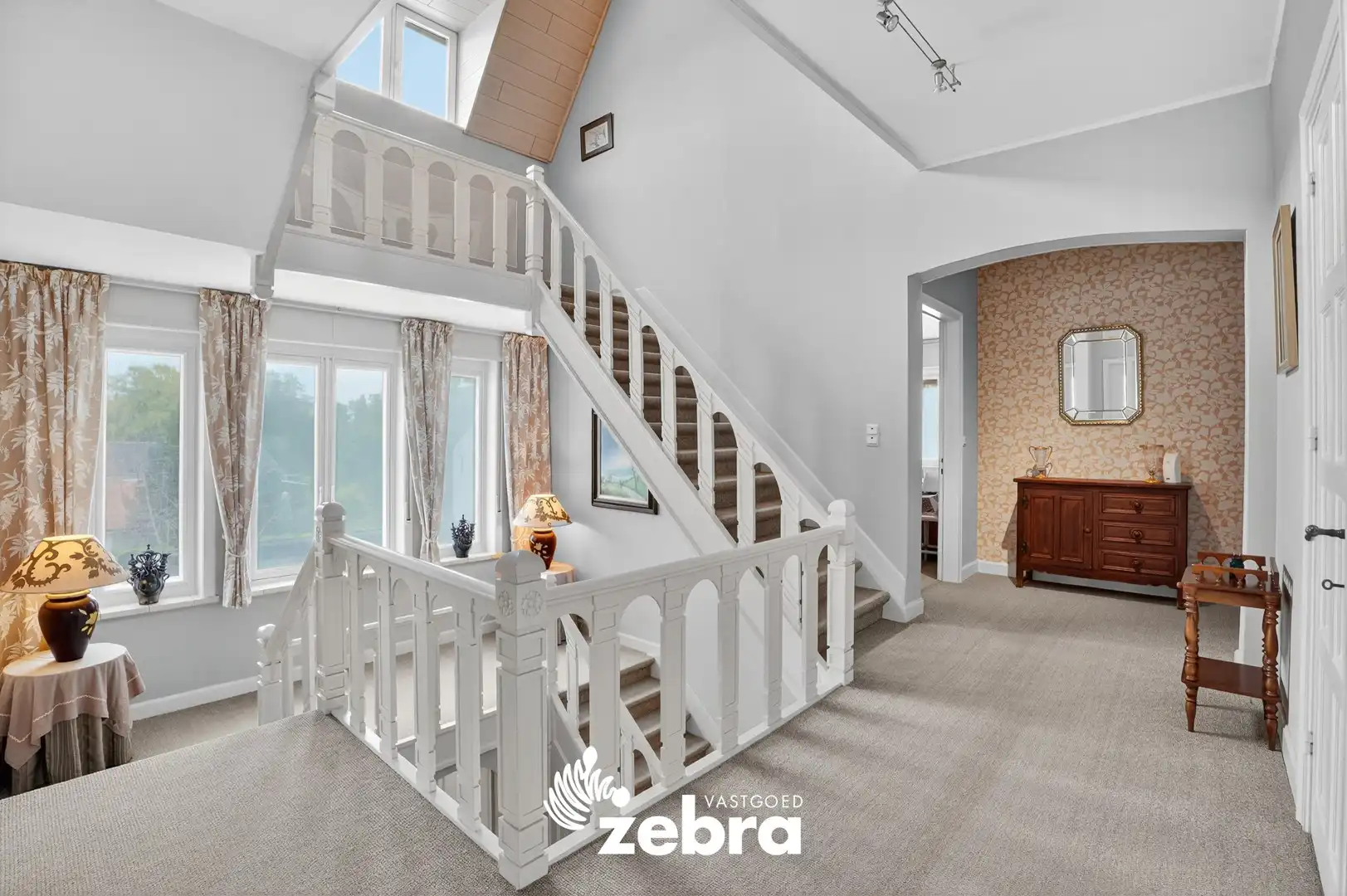 Unieke burgemeesterswoning met authentieke charme, 6 slaapkamers en grote tuin nabij IJzer te Roesbrugge! foto 28