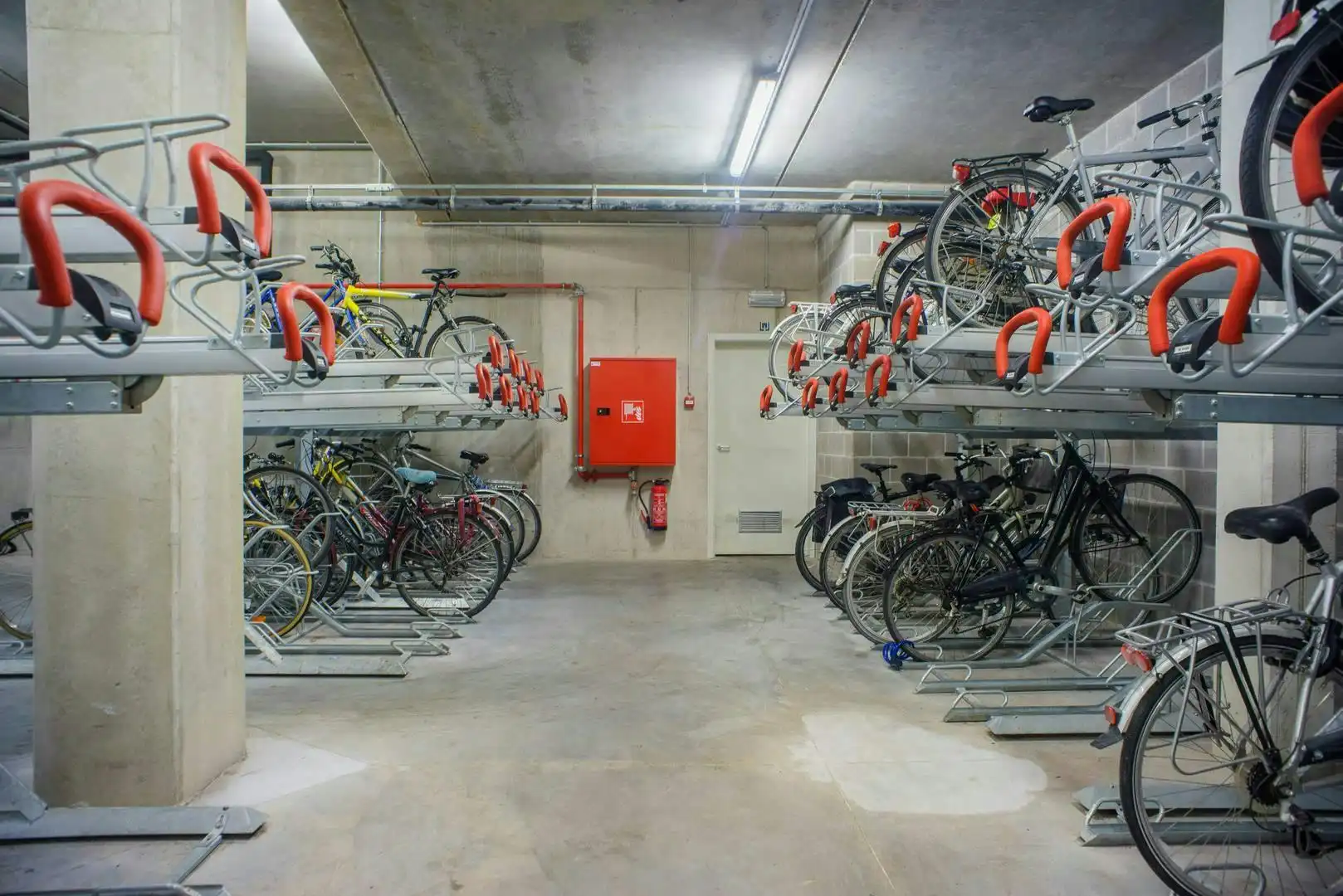 Studentenkamer te koop nabij het station en centrum Brugge foto 6