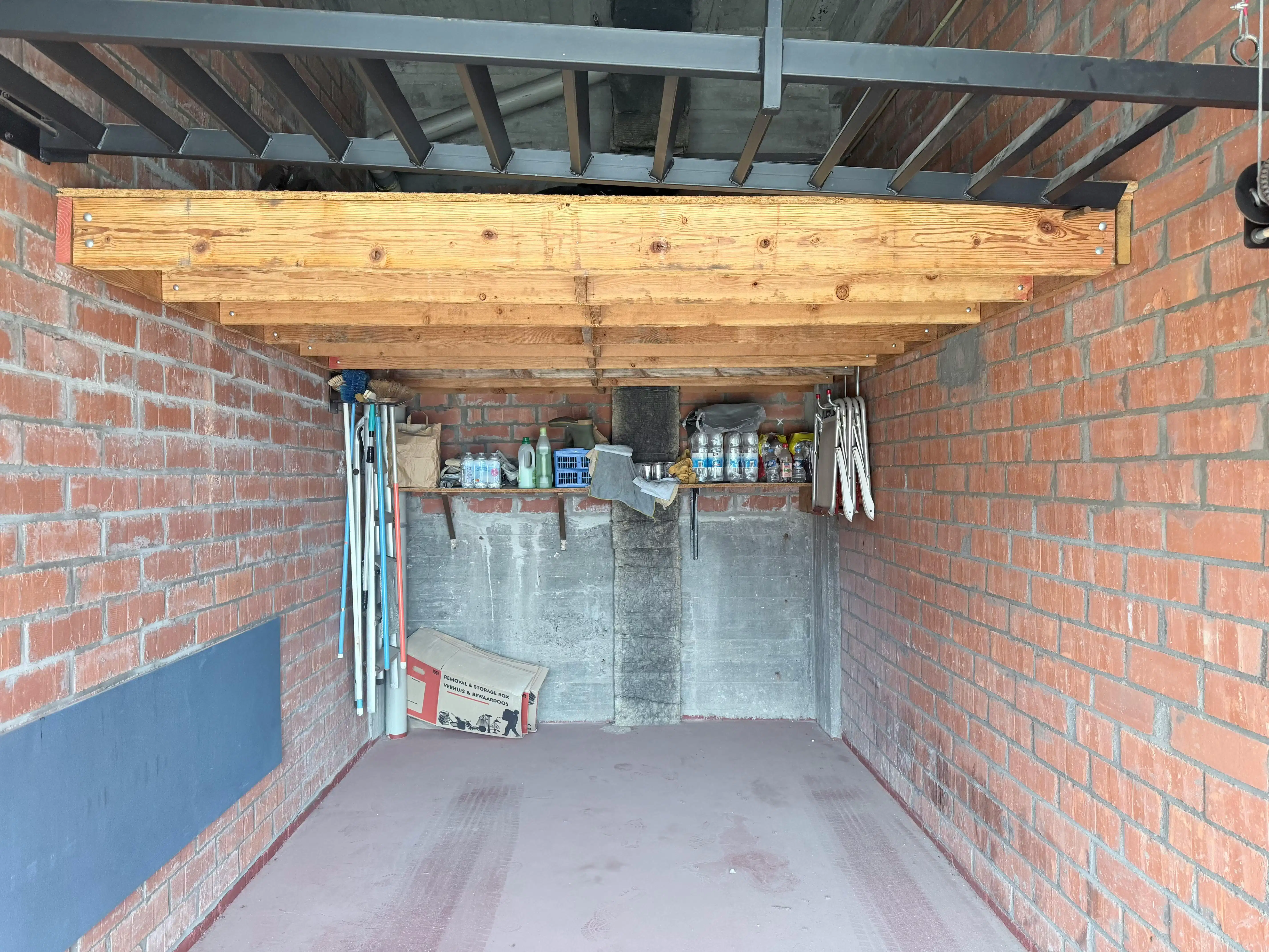 Garagebox te koop op topligging aan de Zeedijk! foto 5