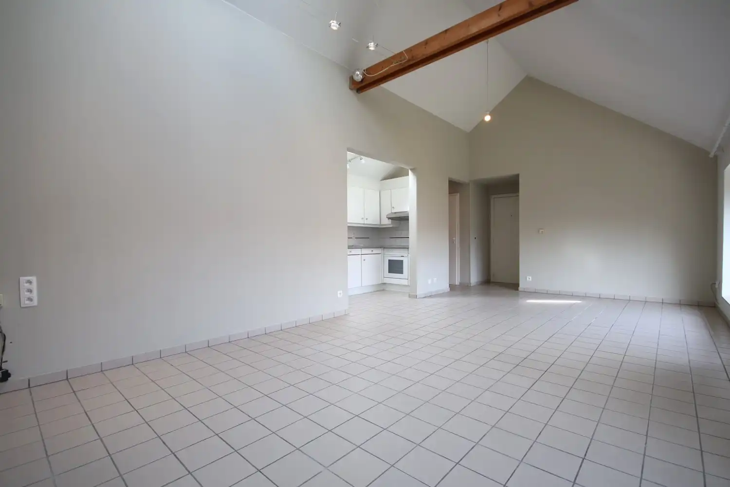 Goed gelegen appartement met 1 slaapkamer midden in het centrum foto 10