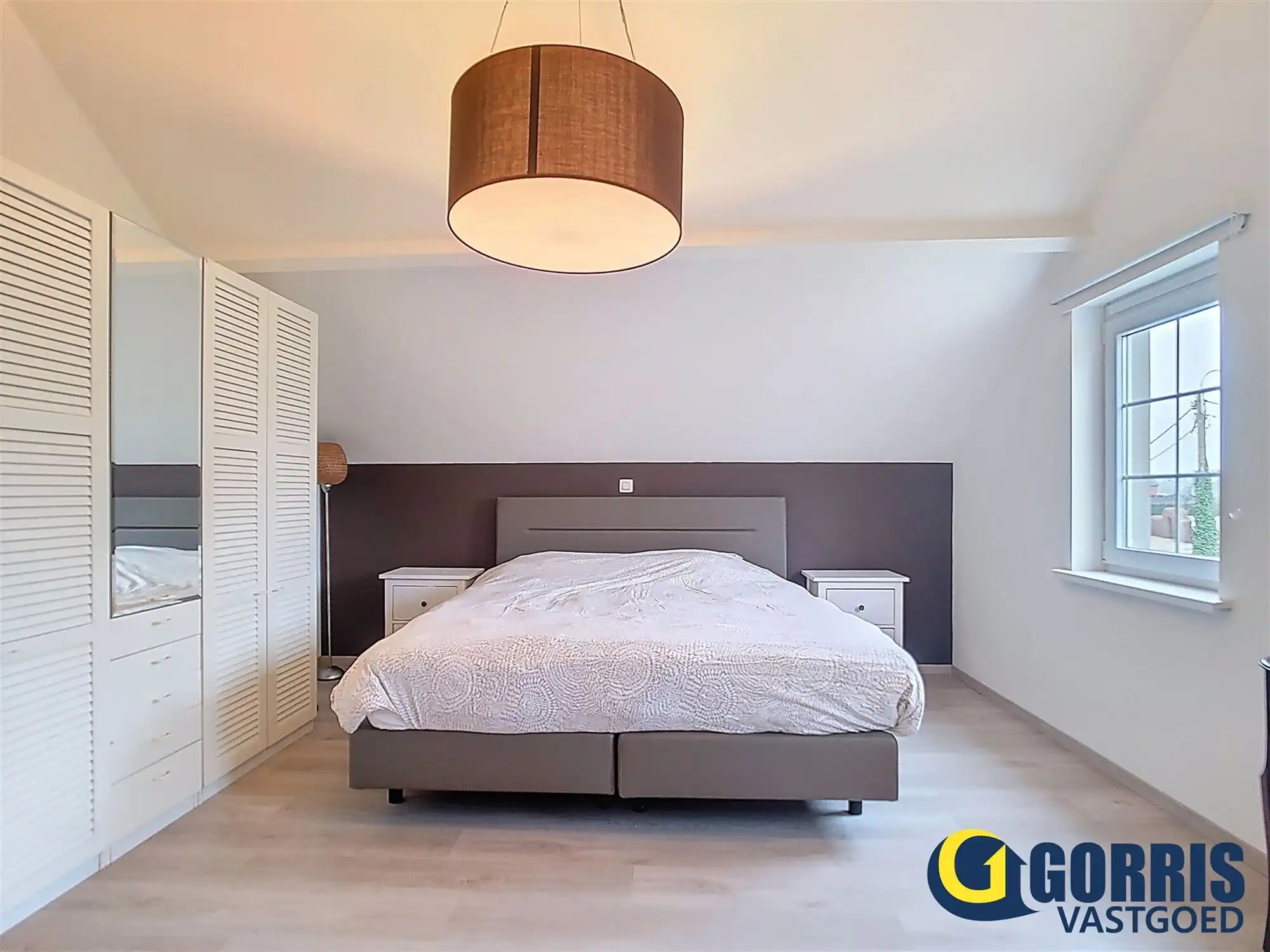 Prachtig gelegen gerenoveerde woning  foto 9