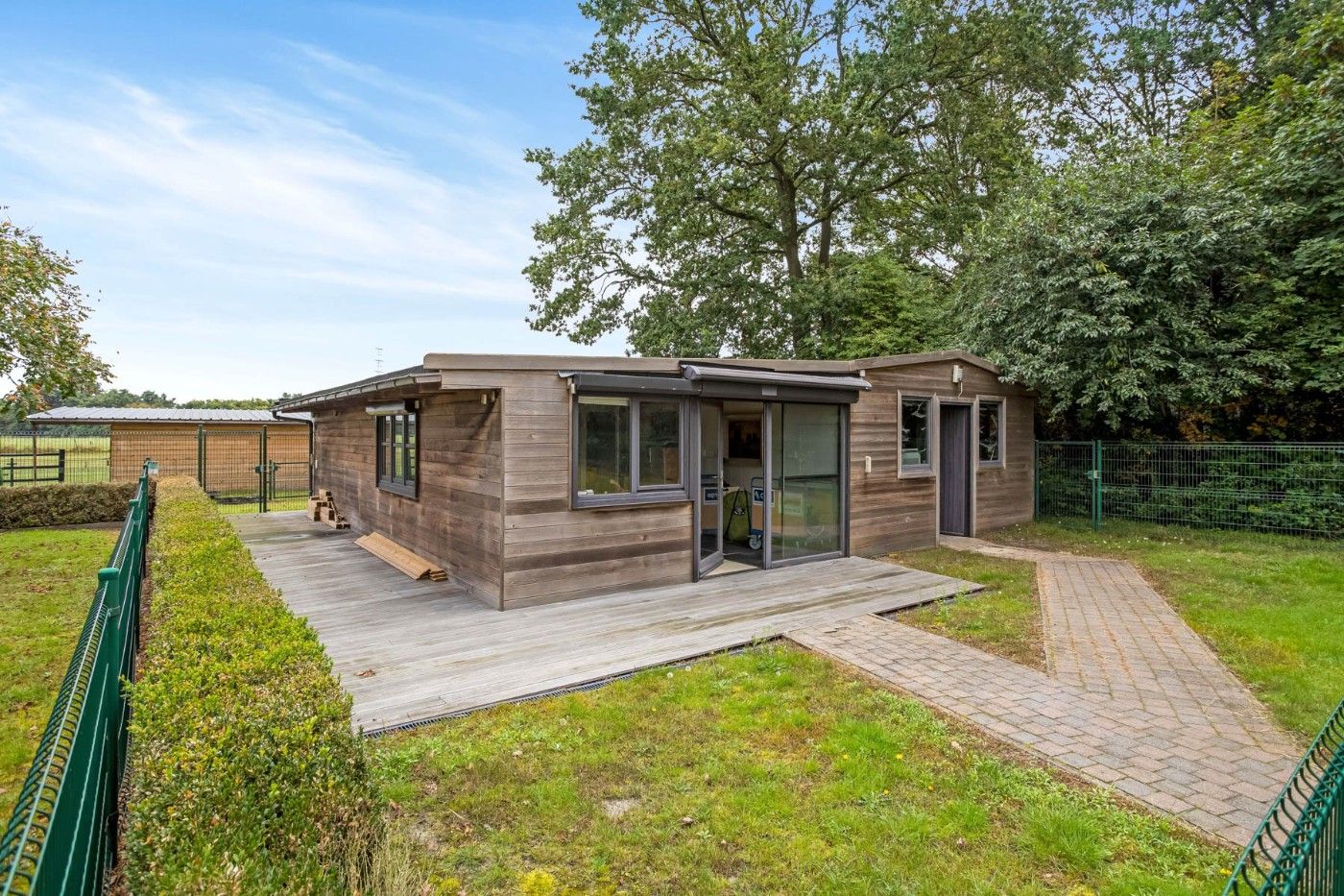 Riante, instapklare woning met 6 slpk., tuin en garage op 3115m² foto 41