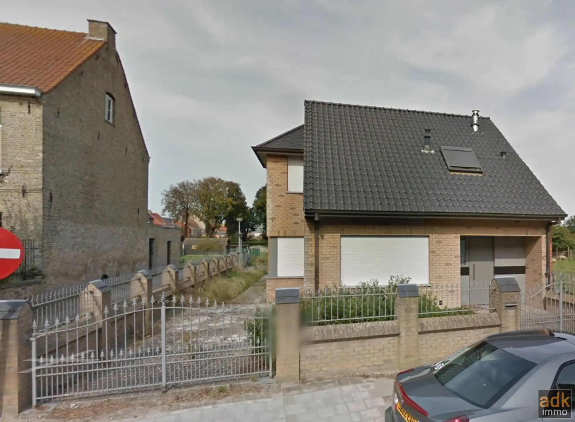 Hoofdfoto van de publicatie: Te koop: Instapklare woning met garage, zonnige tuin & privacy – Noordhoekstraat 10, Adinkerke