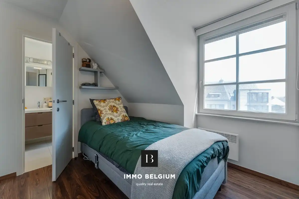 Hoogwaardig afgewerkt appartement met 3 slaapkamers foto 7