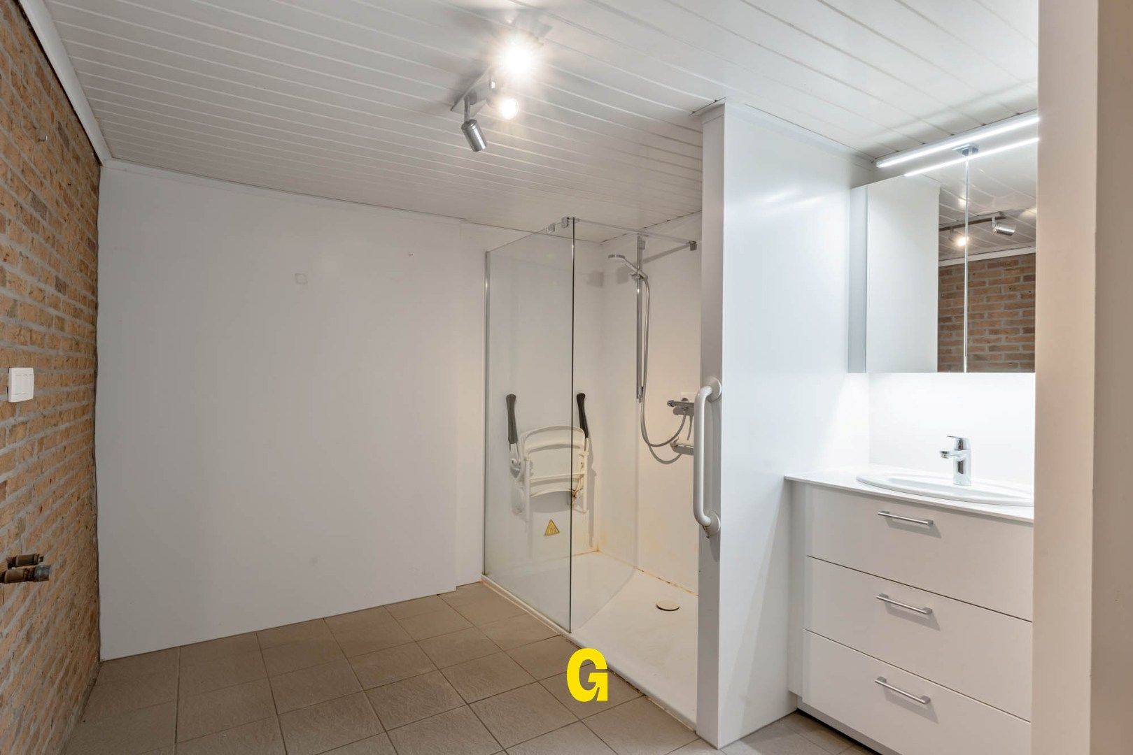 VERKOCHT - Te renoveren bungalow woning op 2a 89ca  foto 16