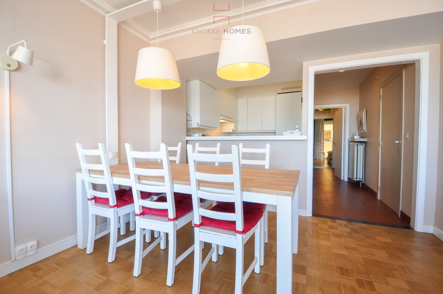 Zeer aangenaam appartement op de zeedijk in Duinbergen foto 9