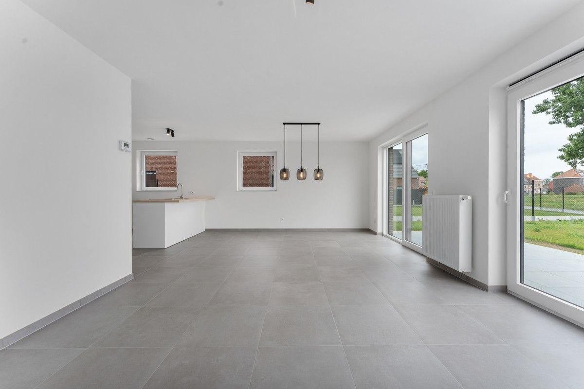 2 nouvelles maisons jumelées à Saint-Léger dans un endroit très calme! foto 5