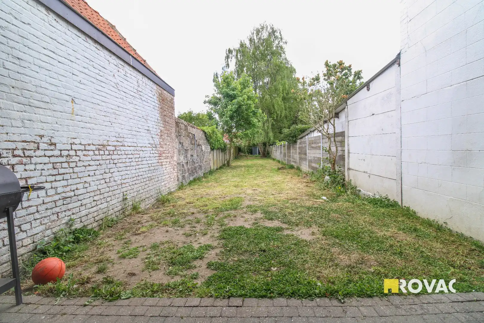 Ruime rijwoning met tuin! foto 8