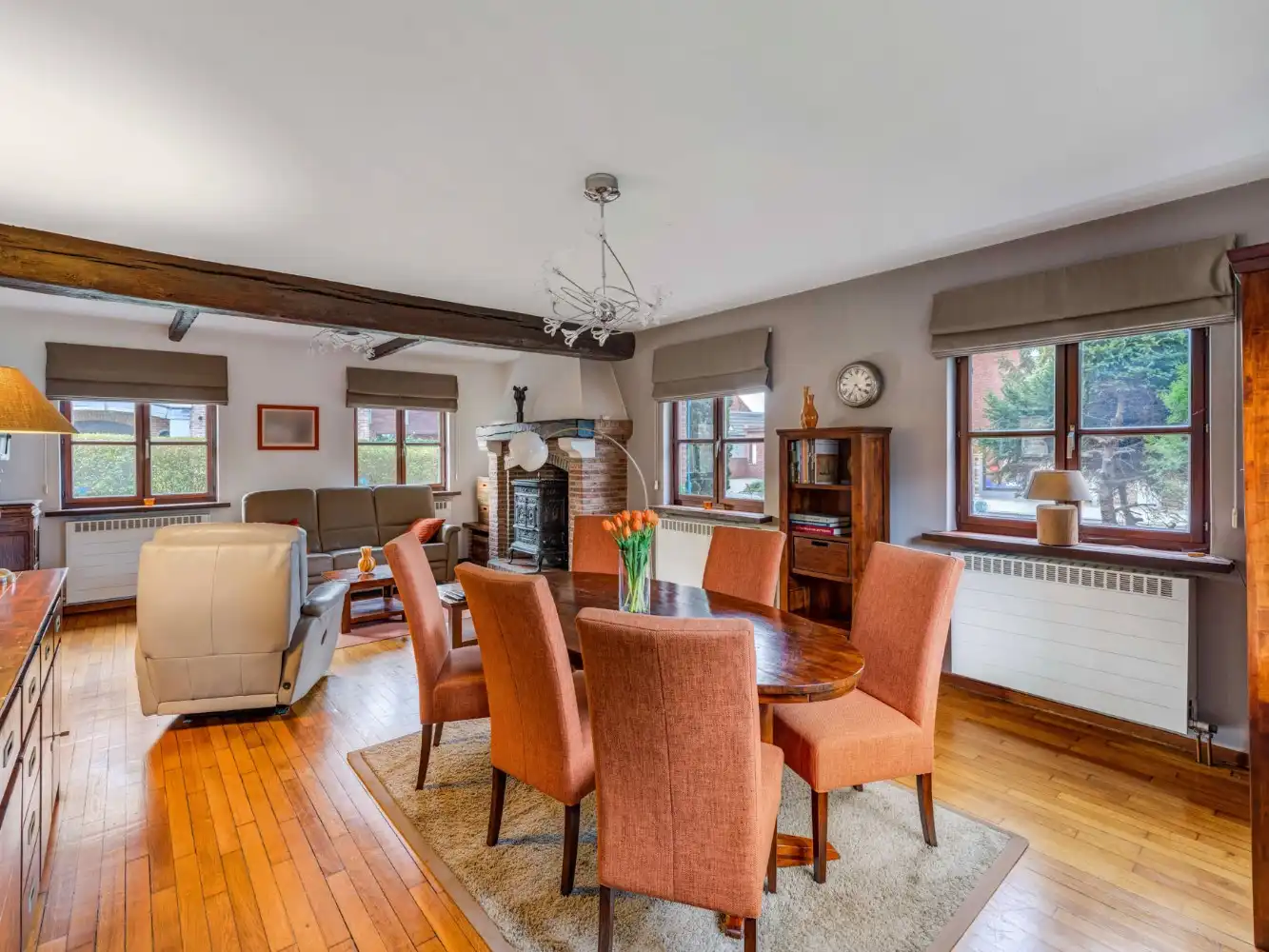 Toffe open bebouwing met 3 à 4 slpk., dubbele garage en tuin foto 8