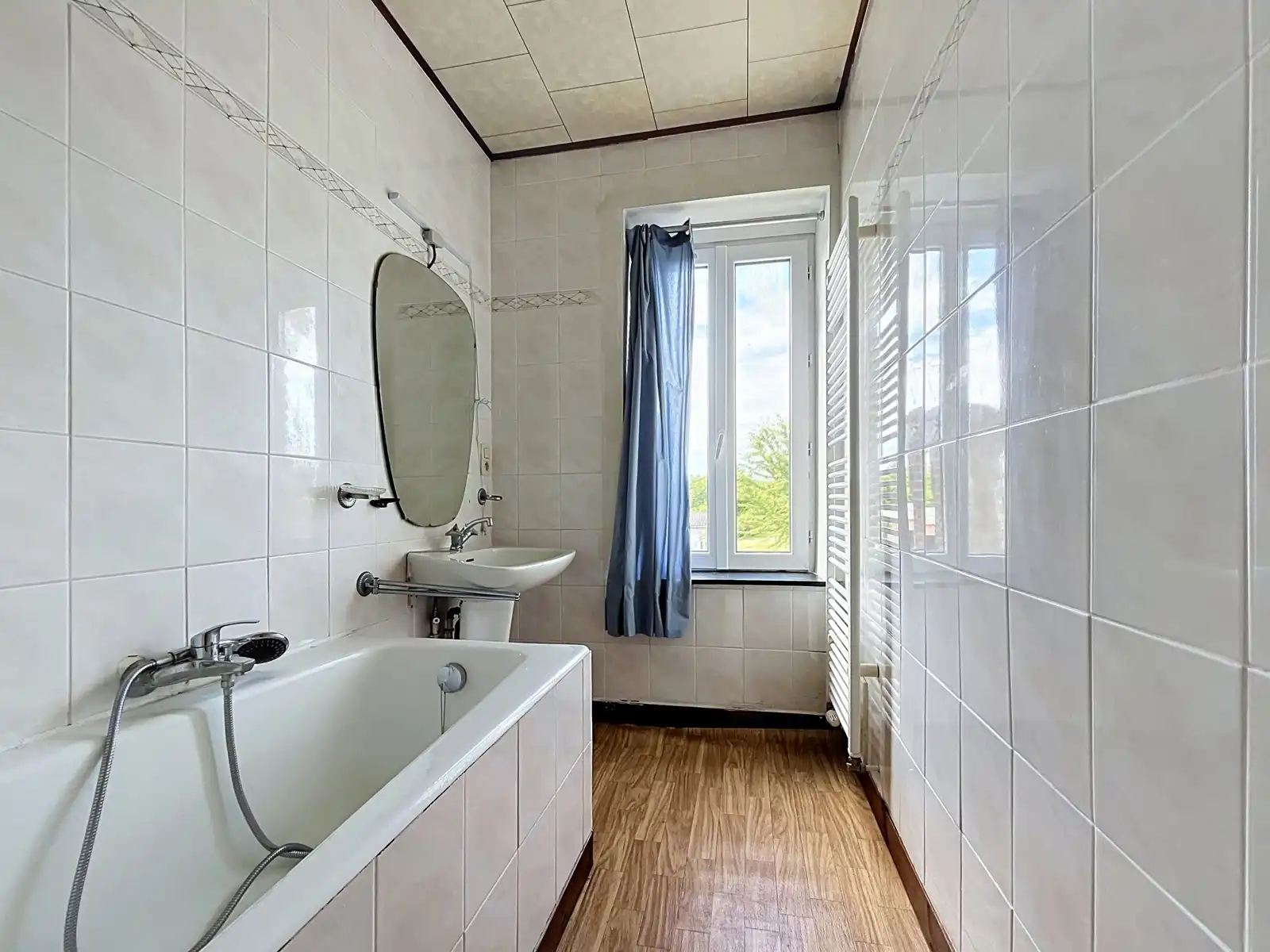 Rijwoning op een goede locatie met 3 slpks  foto 11