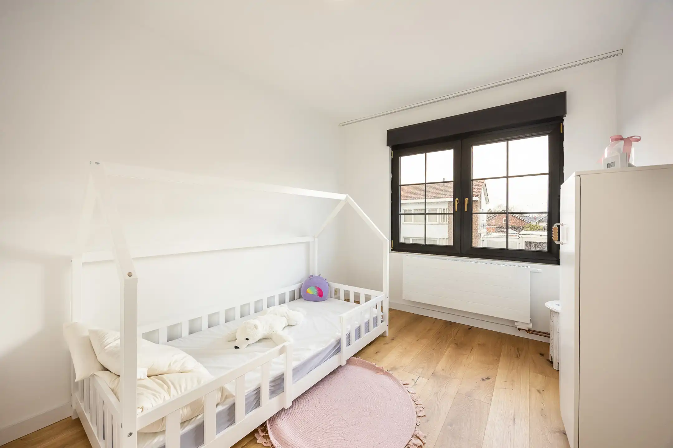 Gunstig gelegen woning met drie slaapkamers en garage foto 28