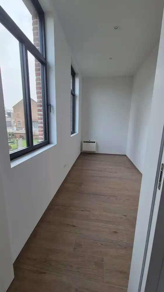 Uitzonderlijk ruime nieuwbouwwoning met 2 aparte appartementen -perfect voor co-housing, kangoeroewonen of wonen + zorgwoonst. foto 14