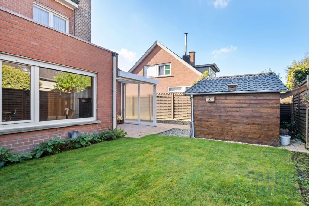 Te koop: Ruime en robuuste woning met vlotte bereikbaarheid in Sint-Eloois-Vijve, Waregem foto 3