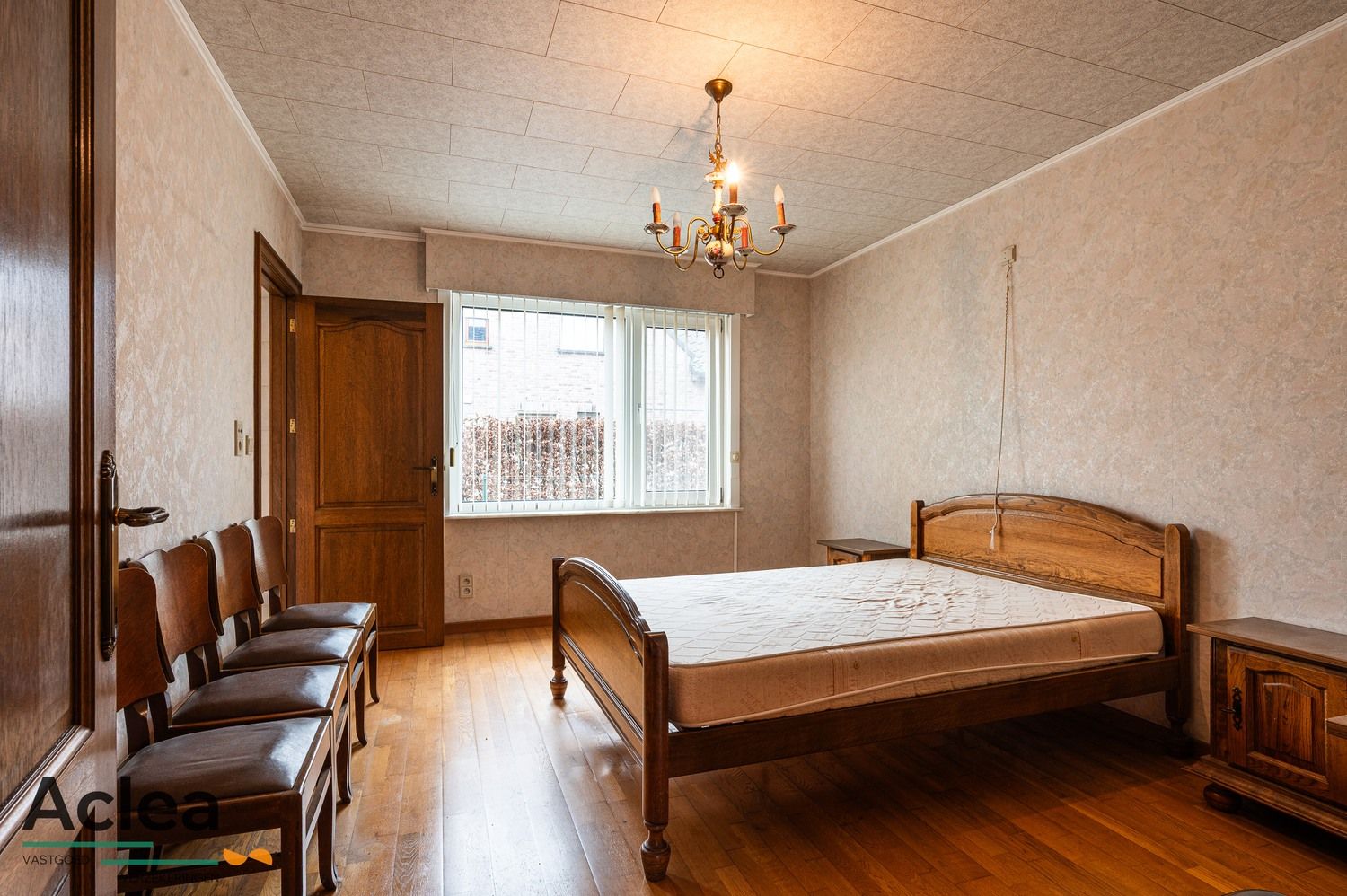 Ruime woning met veel extra potentieel op een mooi zuid gericht perceel foto 25