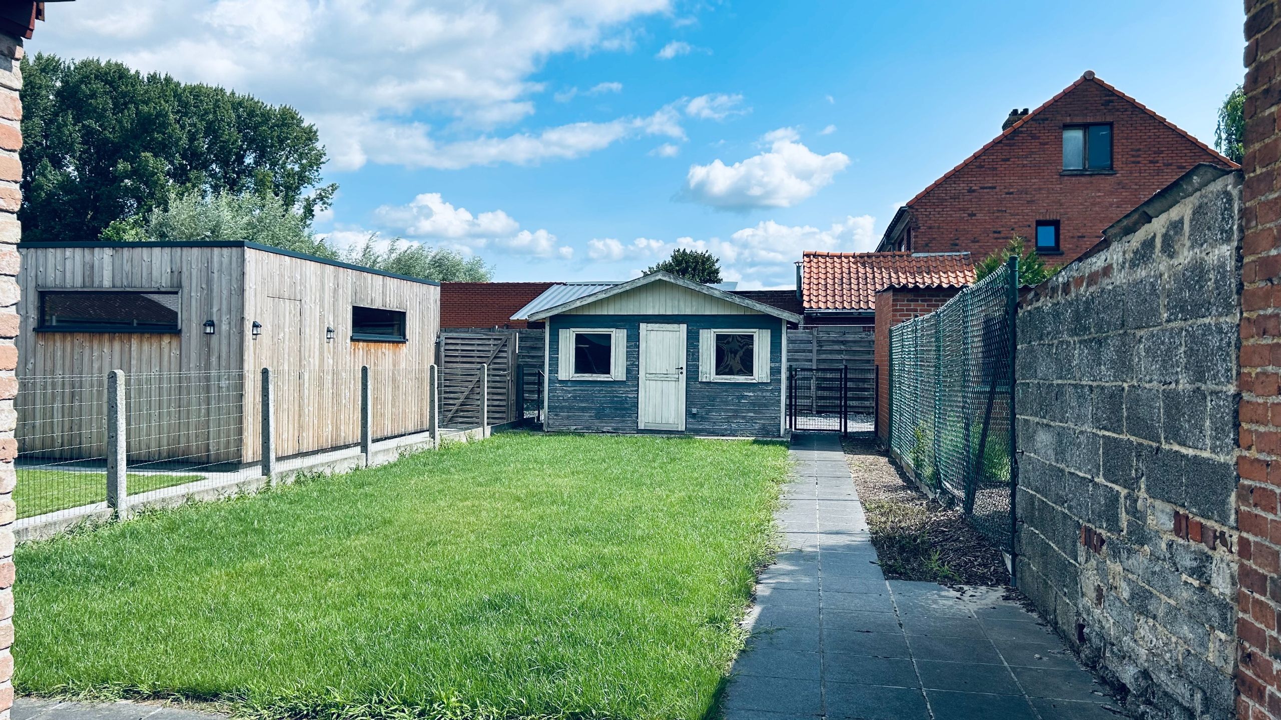 Ruime instapklare woning in rustige buurt foto 9