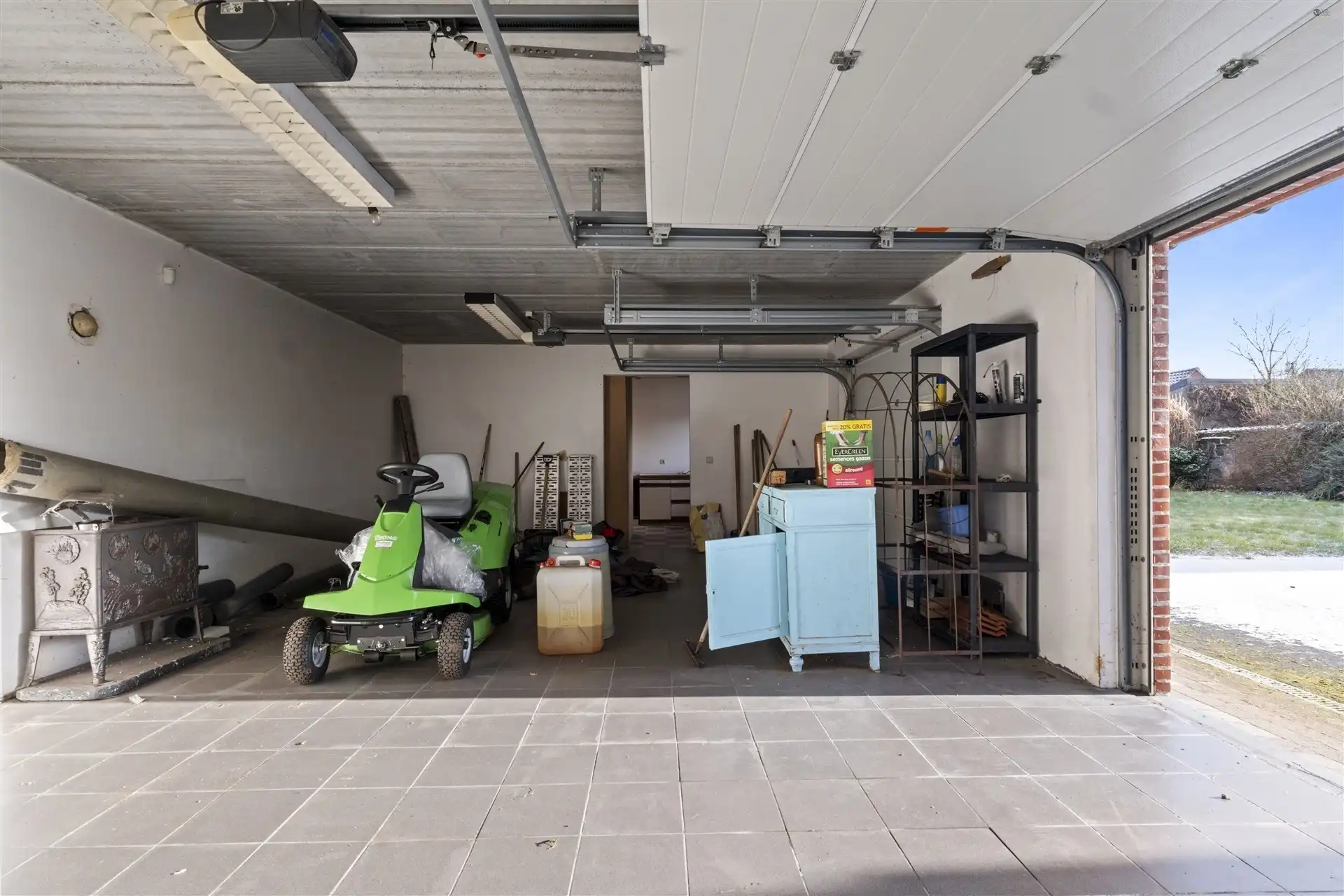 Open bebouwing met vrijstaande schuur  foto 21