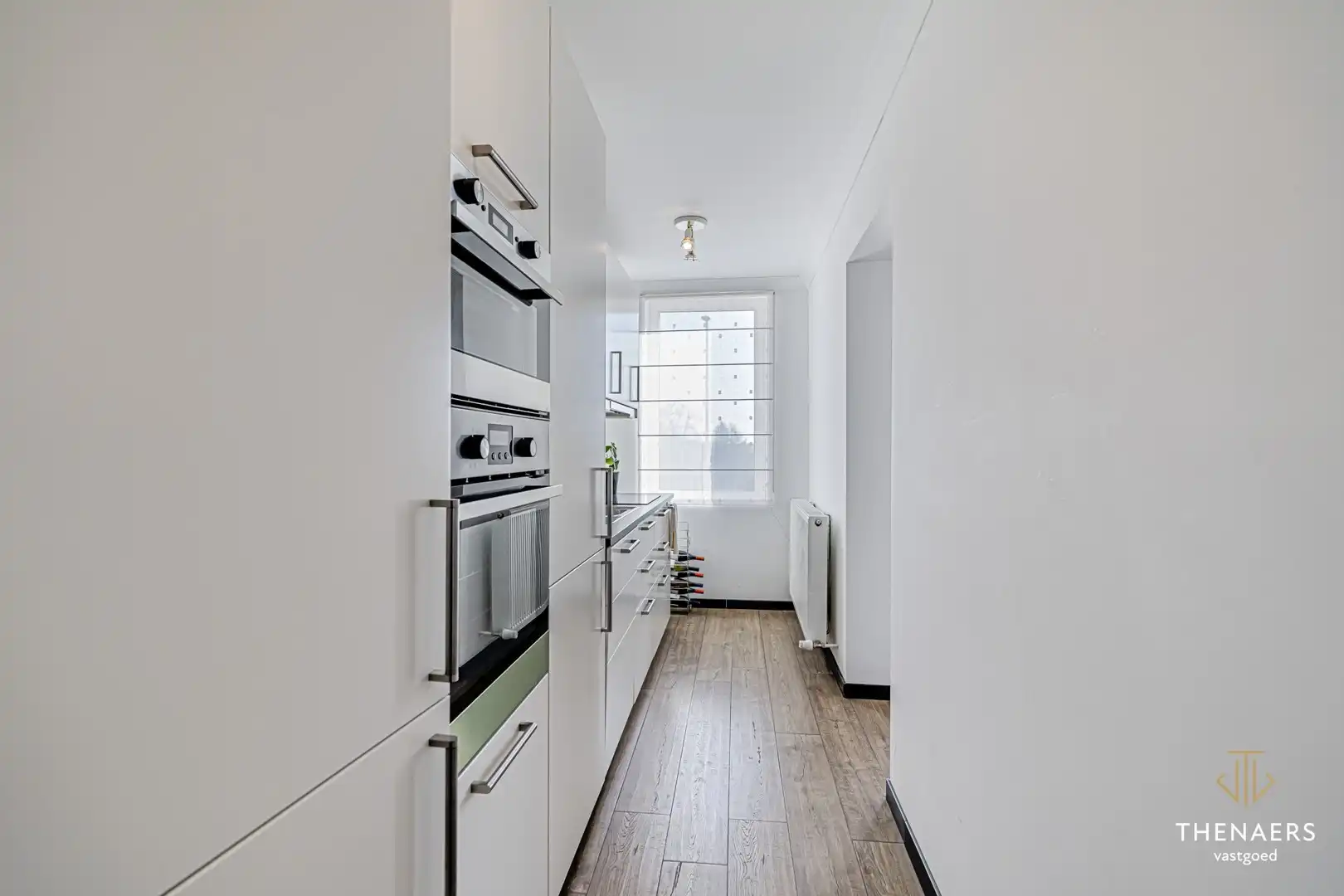 Karaktervolle en uitzonderlijk ruime woning met 5 slpks op&nbsp;een perceel van 36a 60ca. foto 32