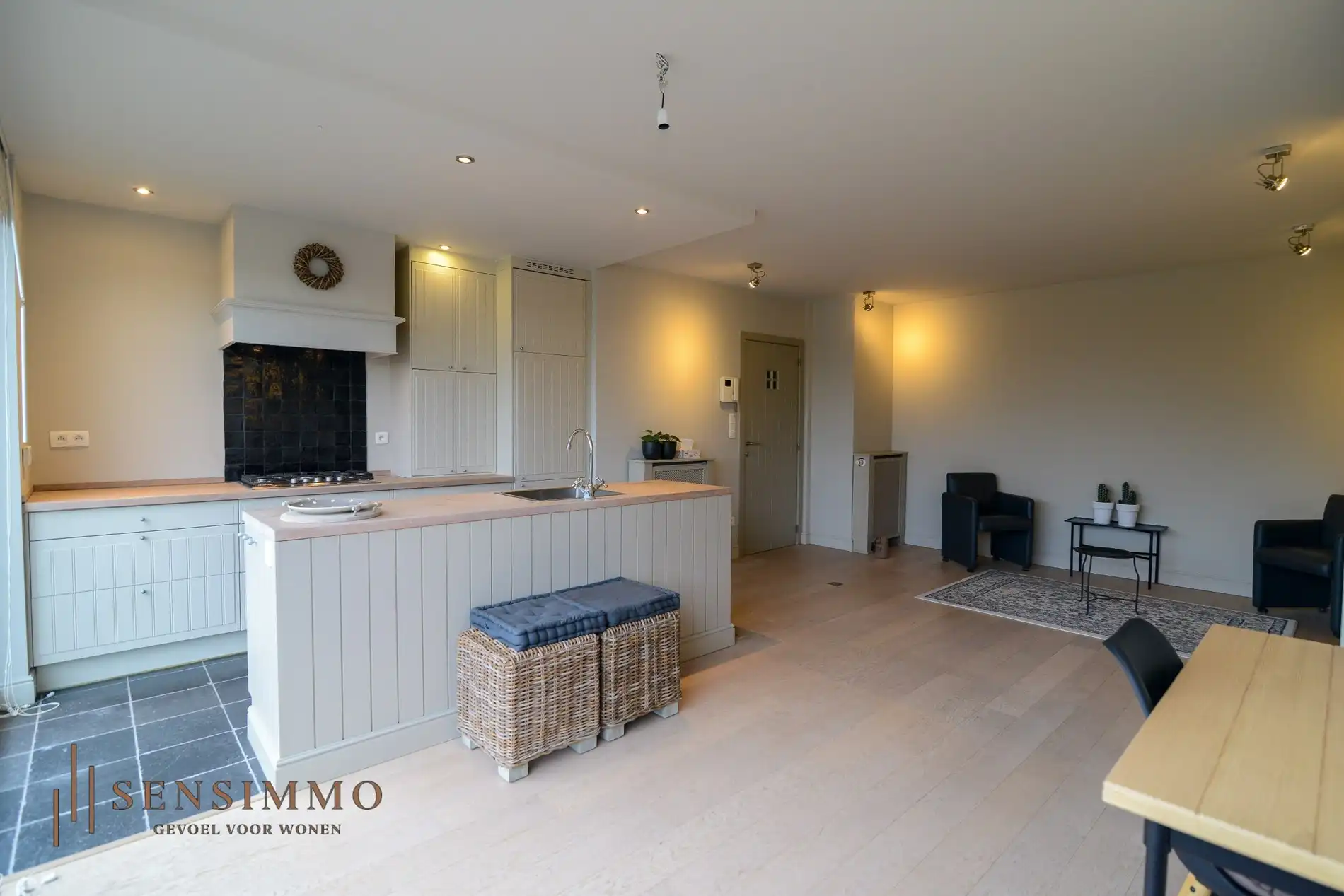 Modern tweeslaapkamers appartement met terras in Bilzen-Hoeselt  foto 5