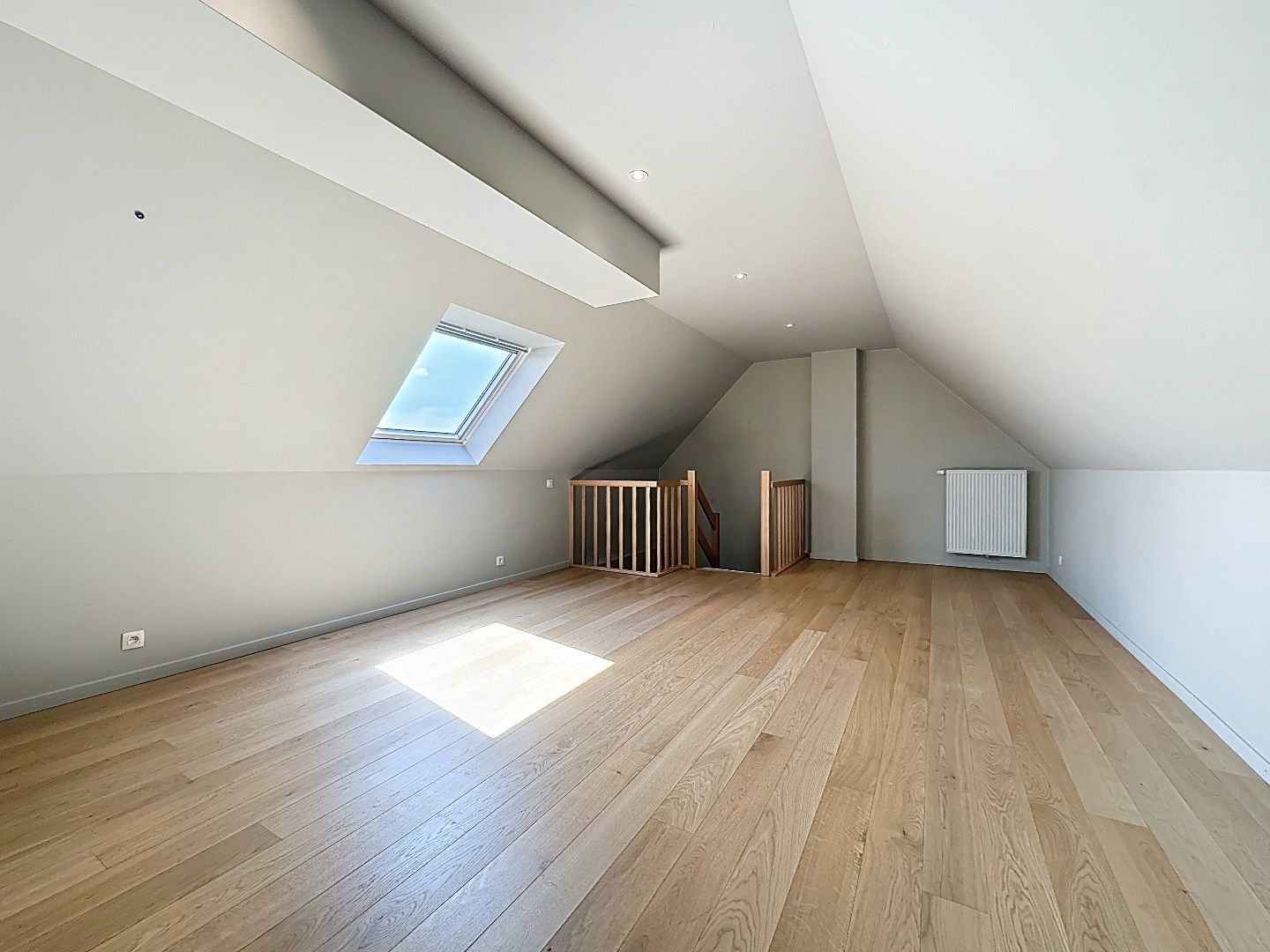 Halfopen energiezuinige nieuwbouwwoning foto 40