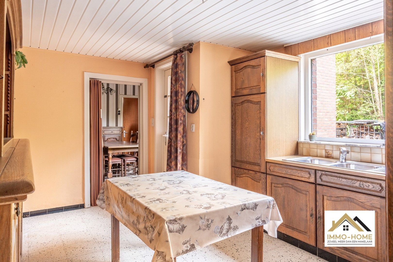 Te renoveren open bebouwing met veel potentieel!  foto 5